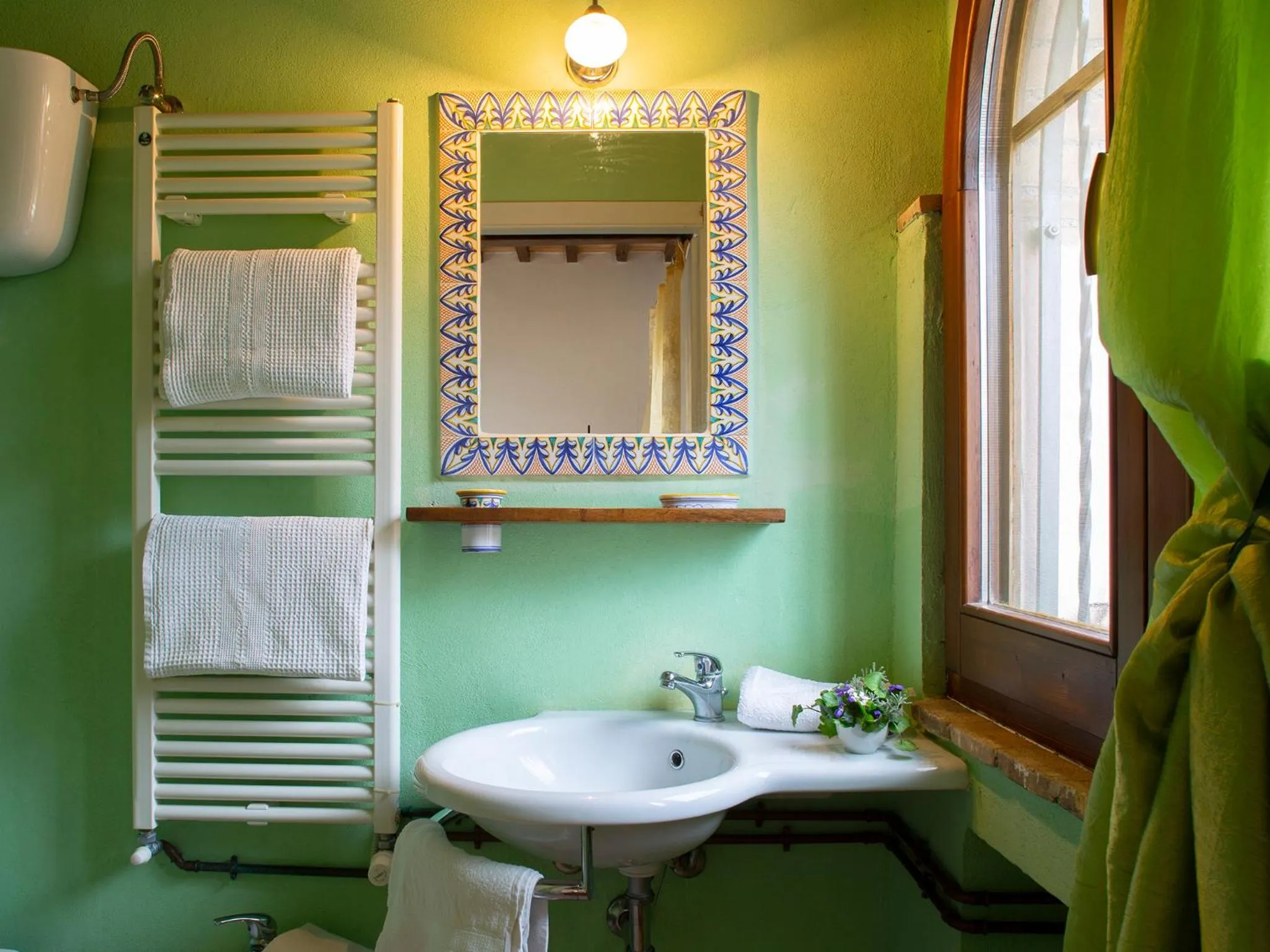 Bathroom, Bed in Al Guado di Assisi B&B