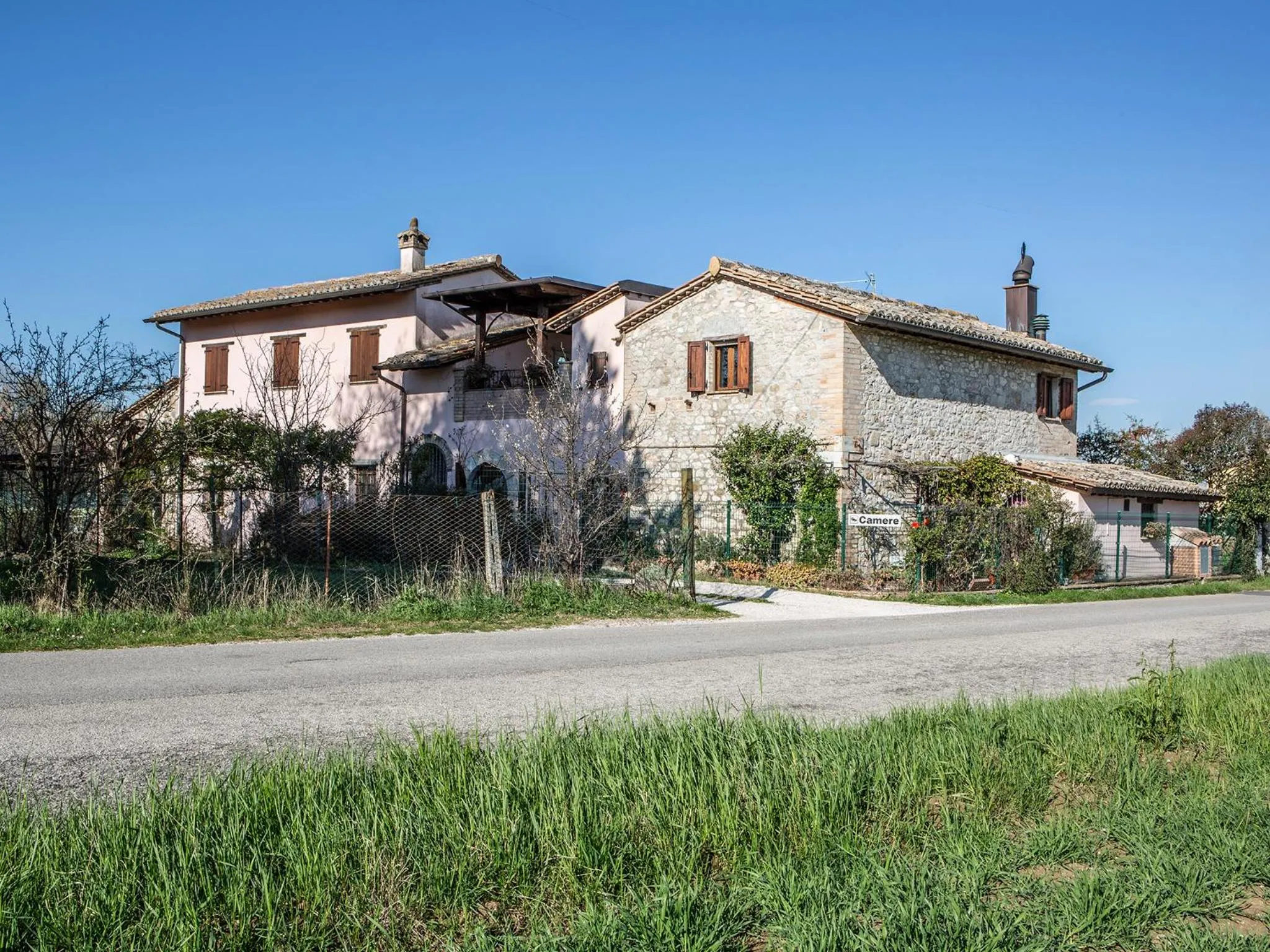 Facade/entrance in Al Guado di Assisi B&B