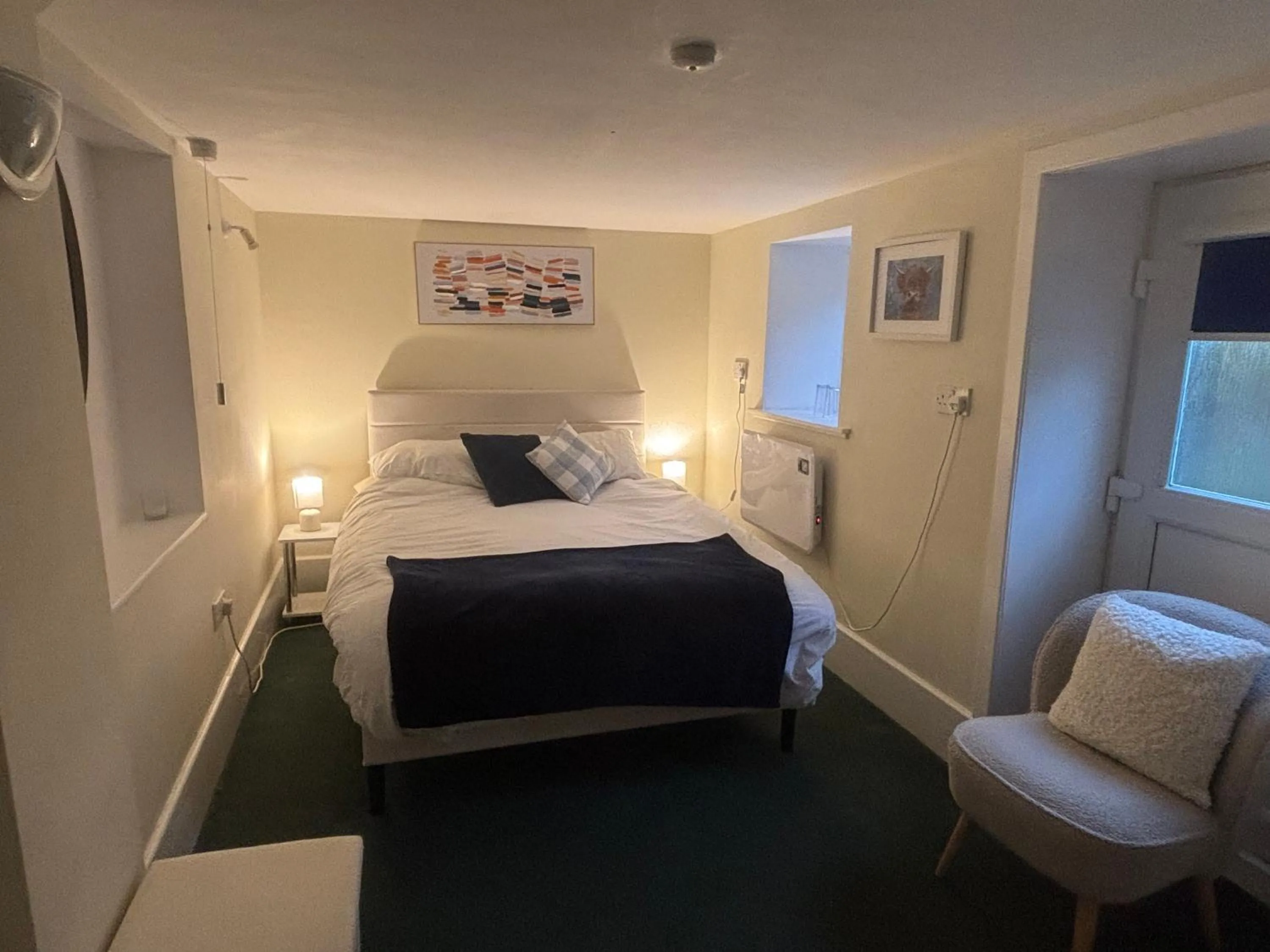 Deluxe Triple/Family Room in Airds Farm Guest House