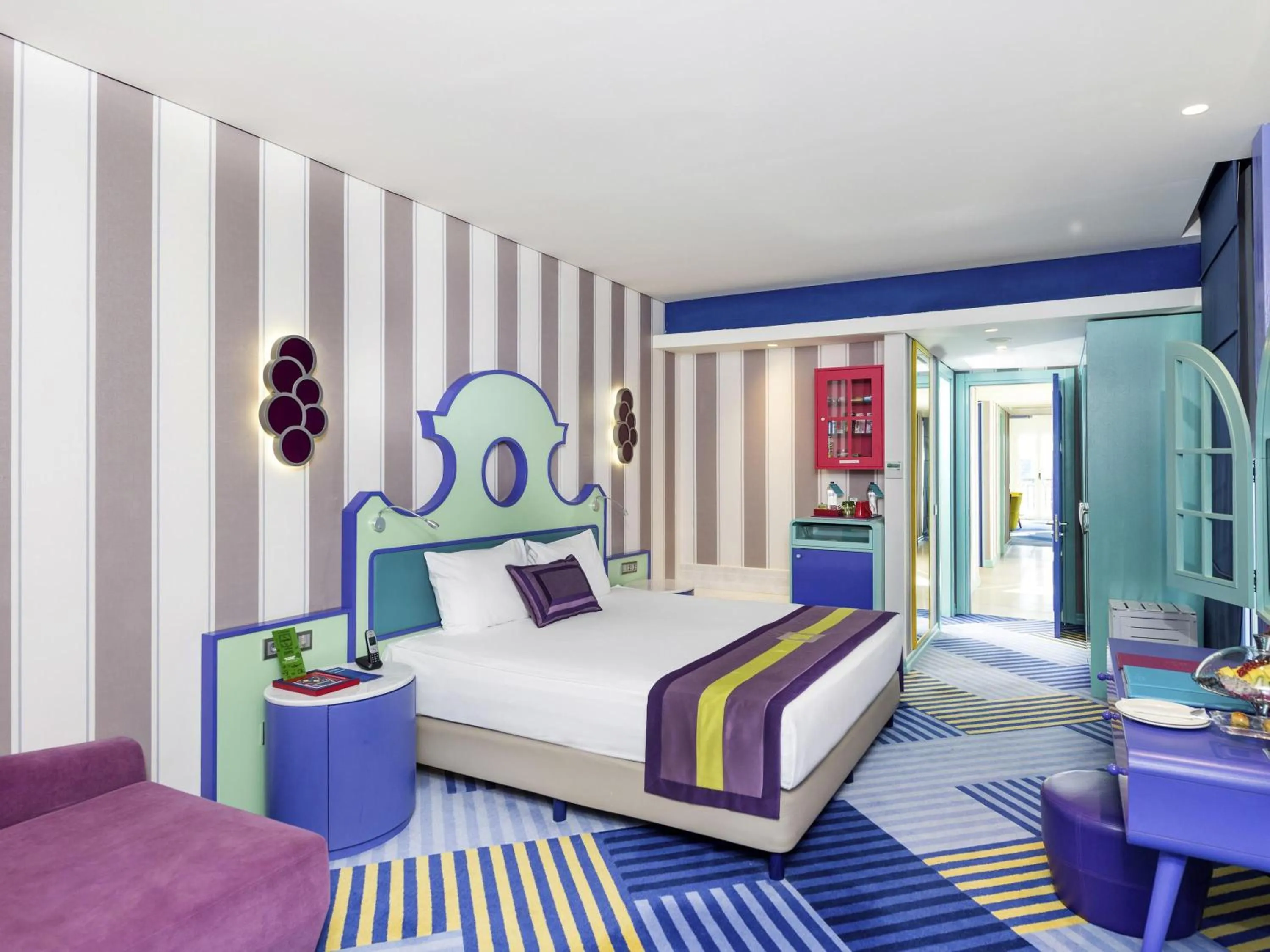 Bedroom, Bed in The Land Of Legends Kingdom Hotel - All-in Concept