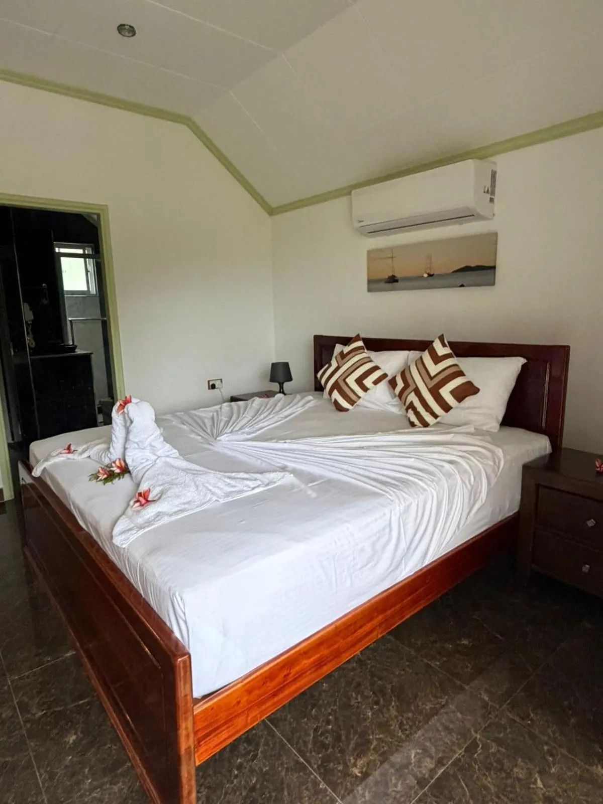 Bed in Wyn Villa