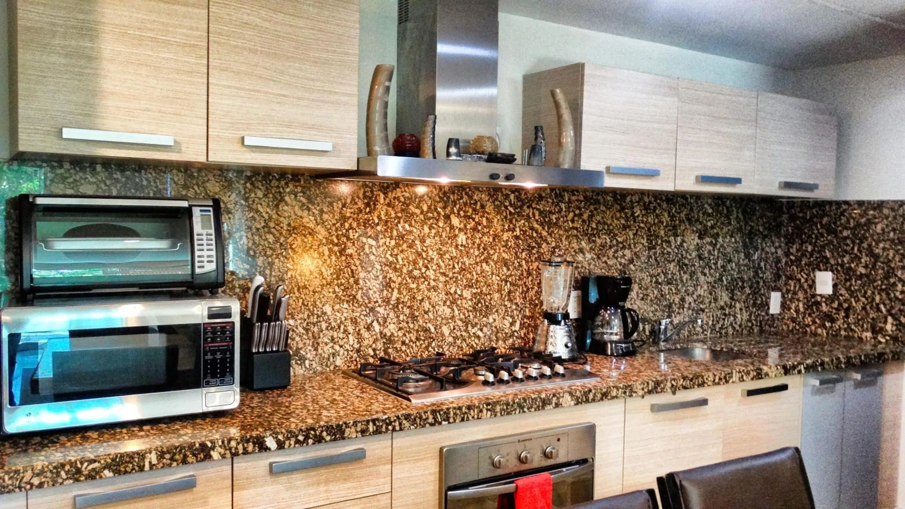 Kitchen or kitchenette in Luxurious & Central Condo In Playa Steps From The Beach