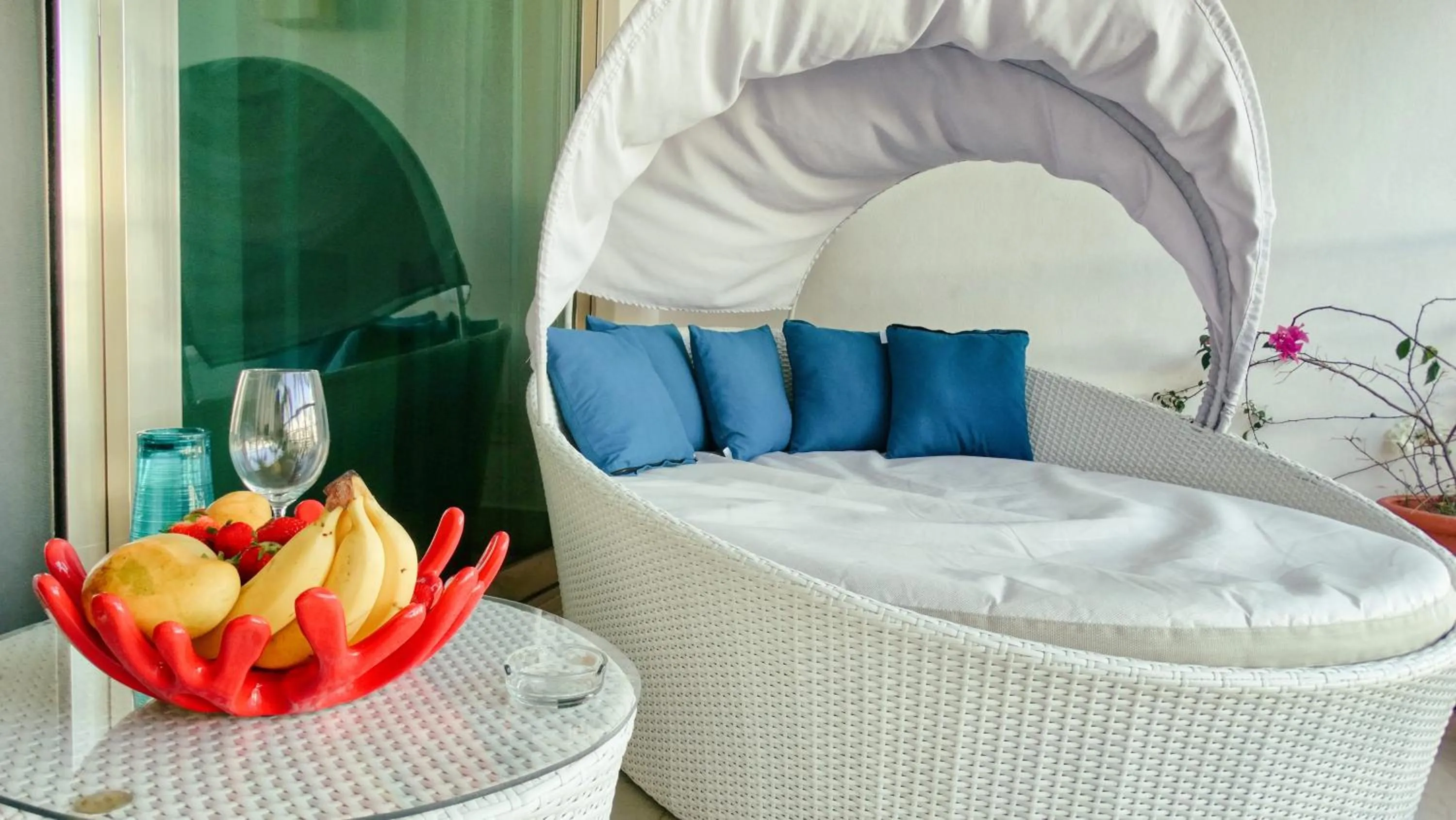 Bedroom in Luxurious & Central Condo In Playa Steps From The Beach