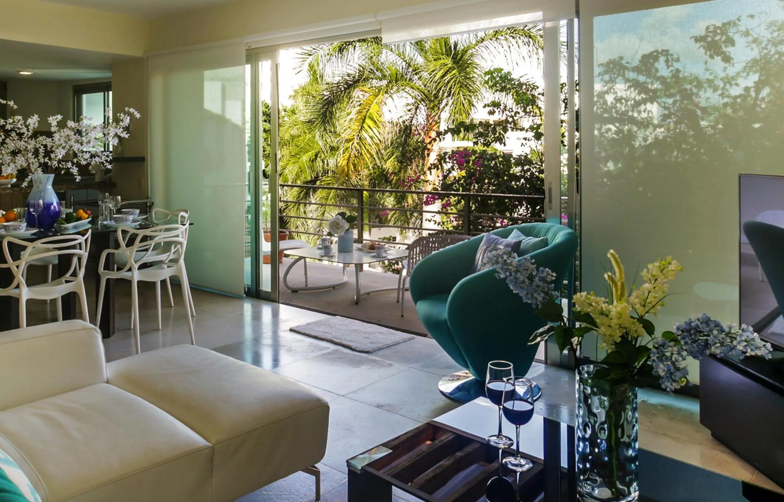 Balcony/Terrace in Luxurious & Central Condo In Playa Steps From The Beach