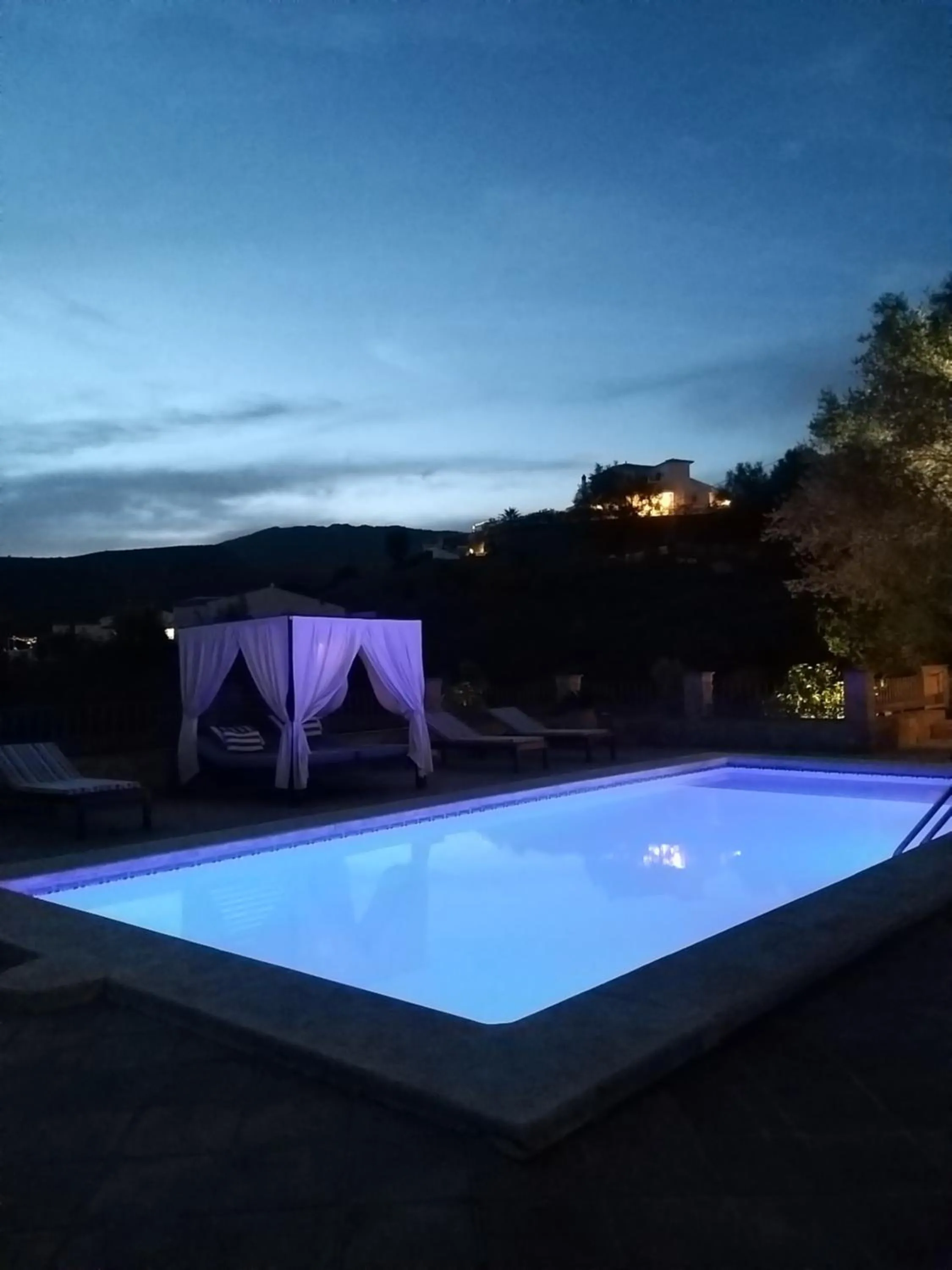 Swimming pool in El Nispero Dulce