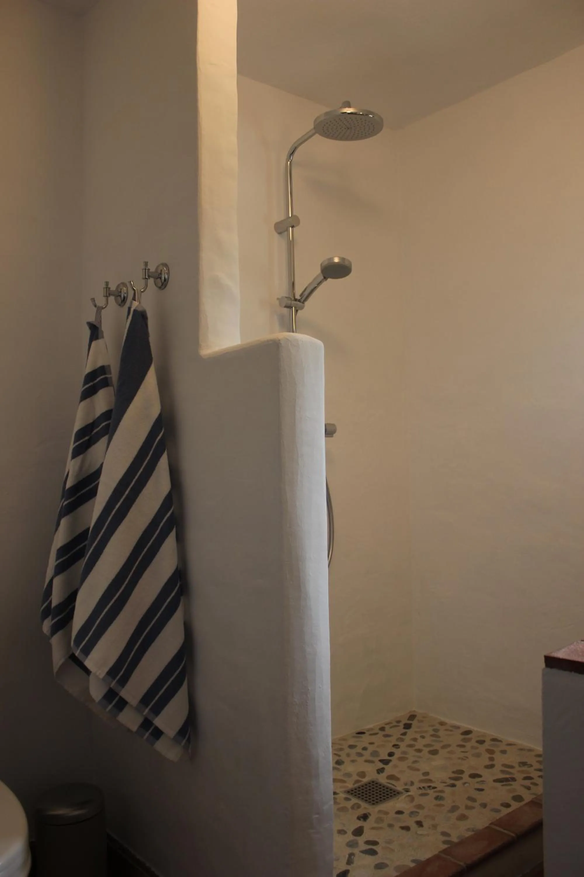 Shower in El Nispero Dulce