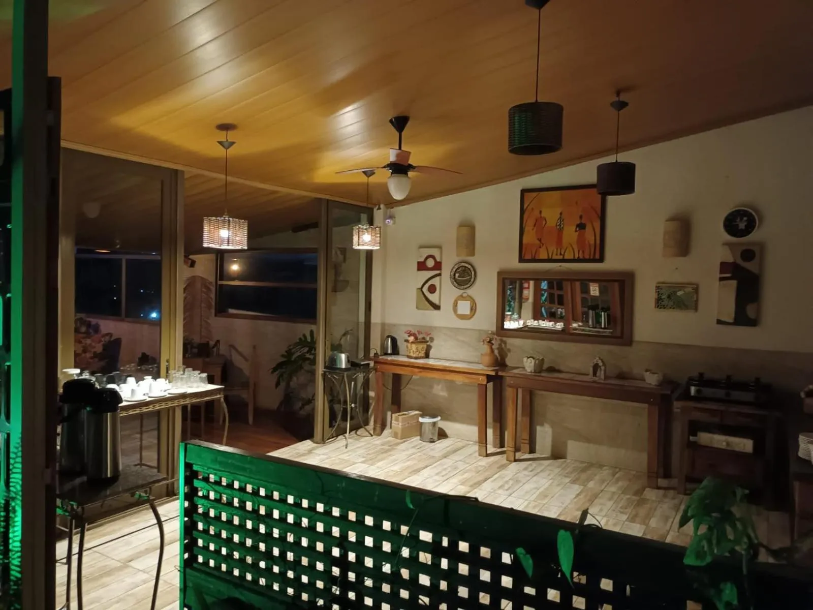 Living room, Bed in Chalés Alto Da Estância