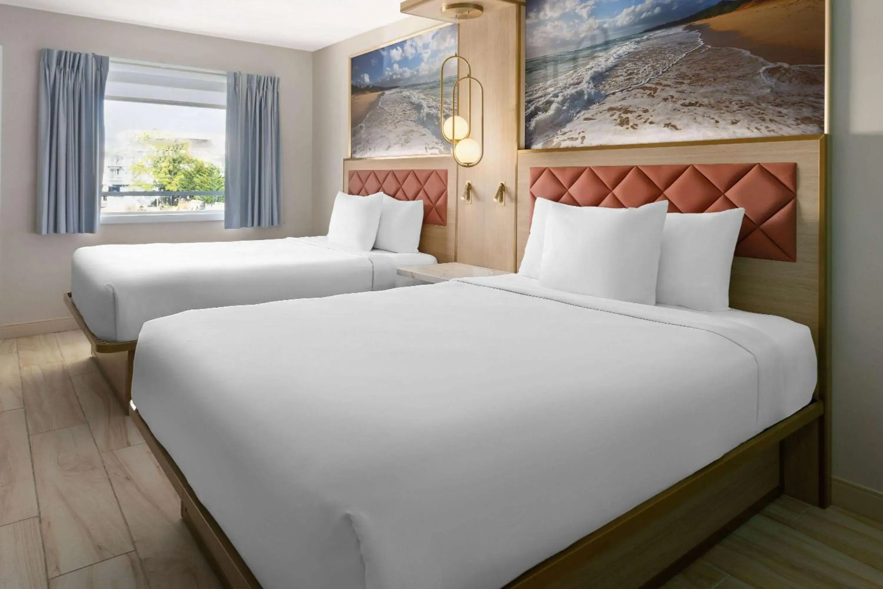 Photo of the whole room, Bed in The Vibes Hotel, Trademark Collection by Wyndham Photo of the whole room, Bed in The Vibes Hotel, Trademark Collection by Wyndham