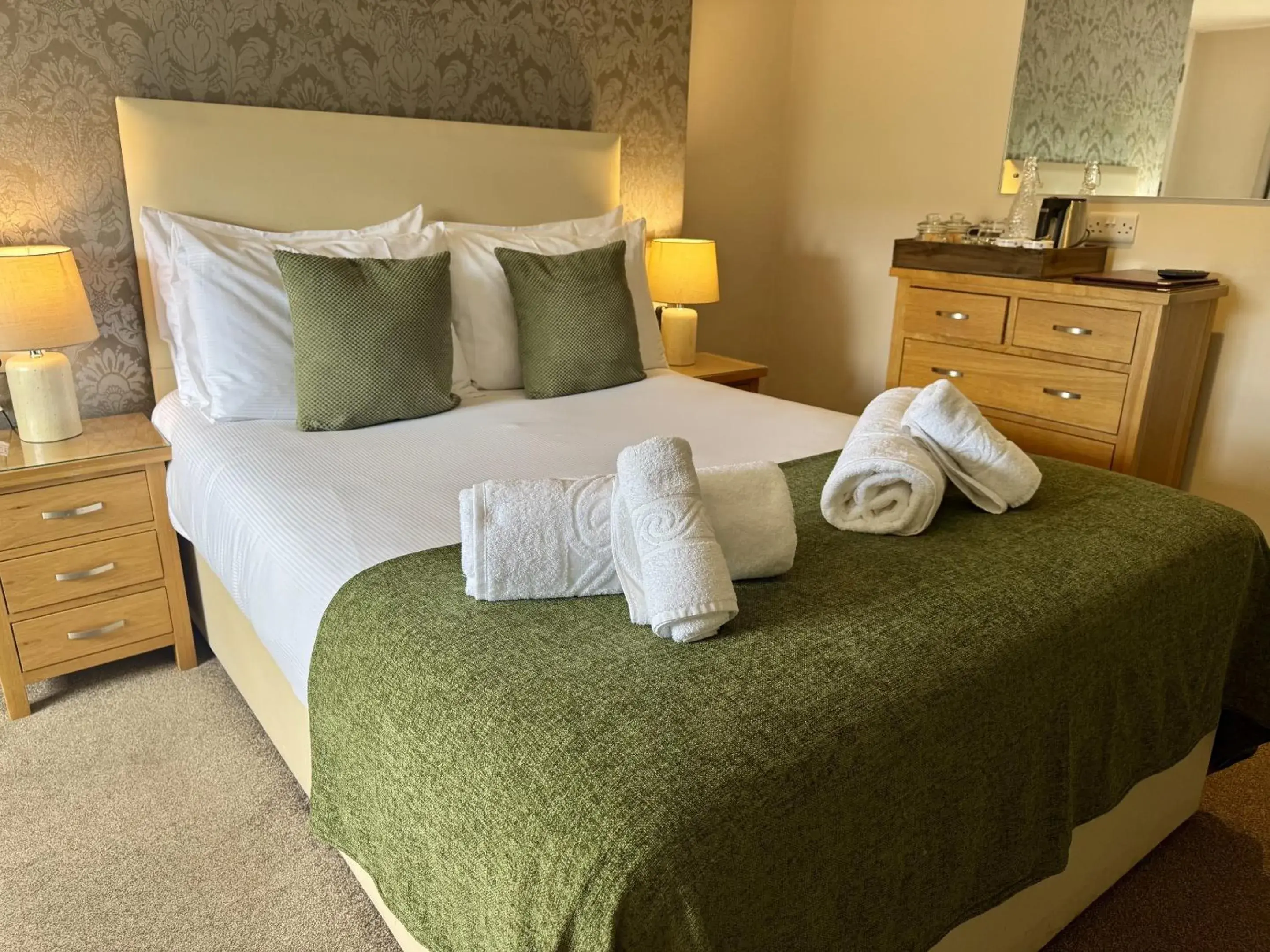 Bedroom, Bed in The Manor Bedroom, Bed in The Manor