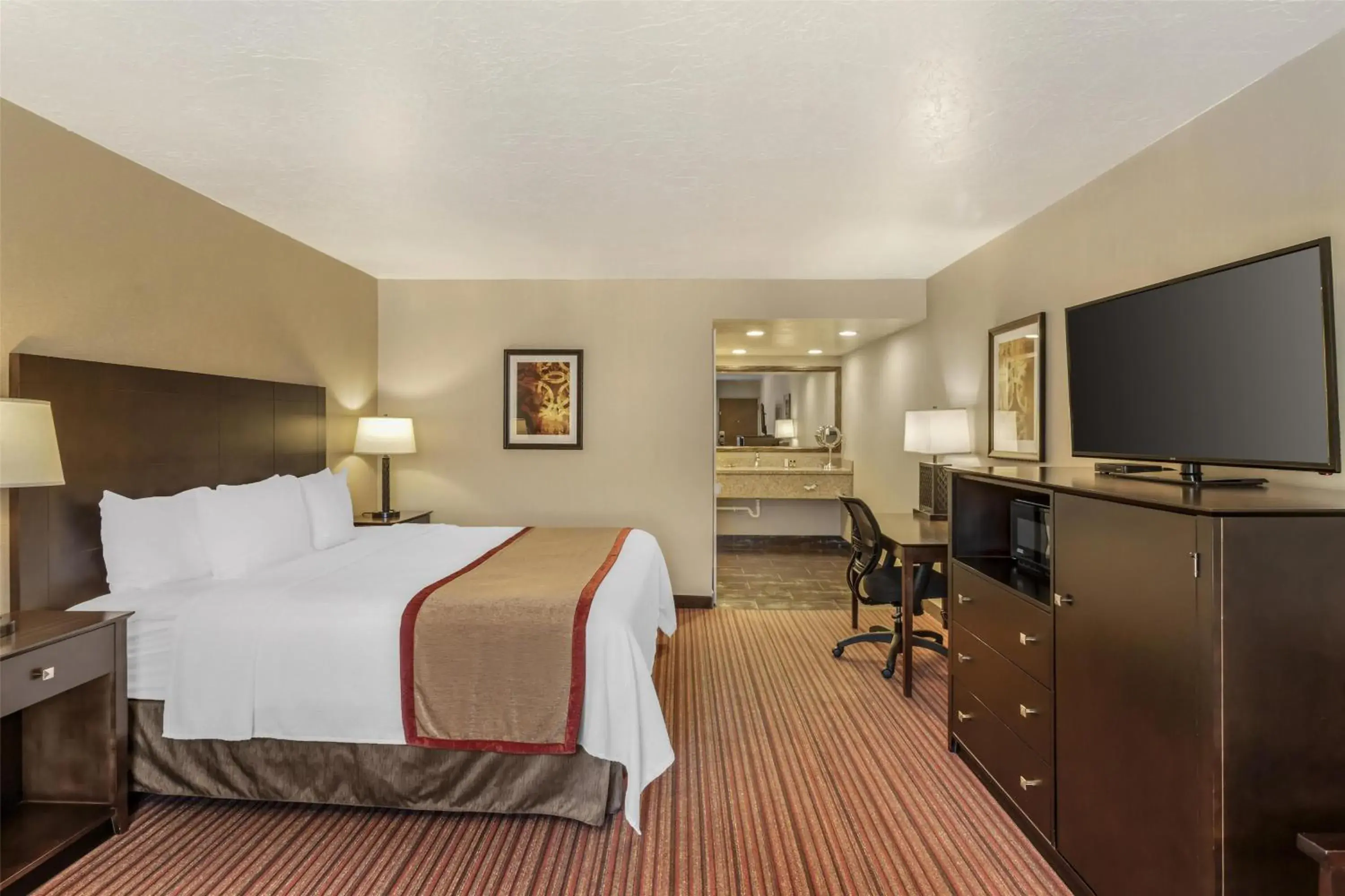 Bedroom, Bed in Best Western Plus Cedar City Bedroom, Bed in Best Western Plus Cedar City