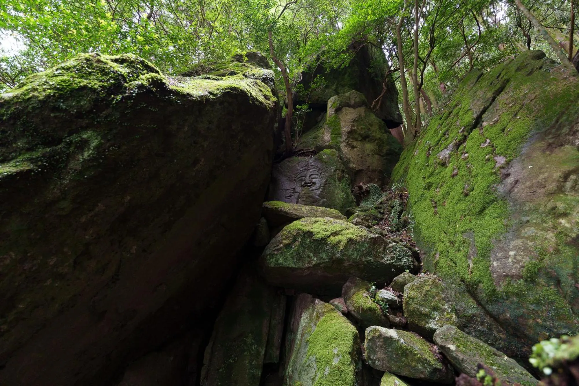 Nearby landmark in UNZEN HANZUIRYO by Onko Chishin