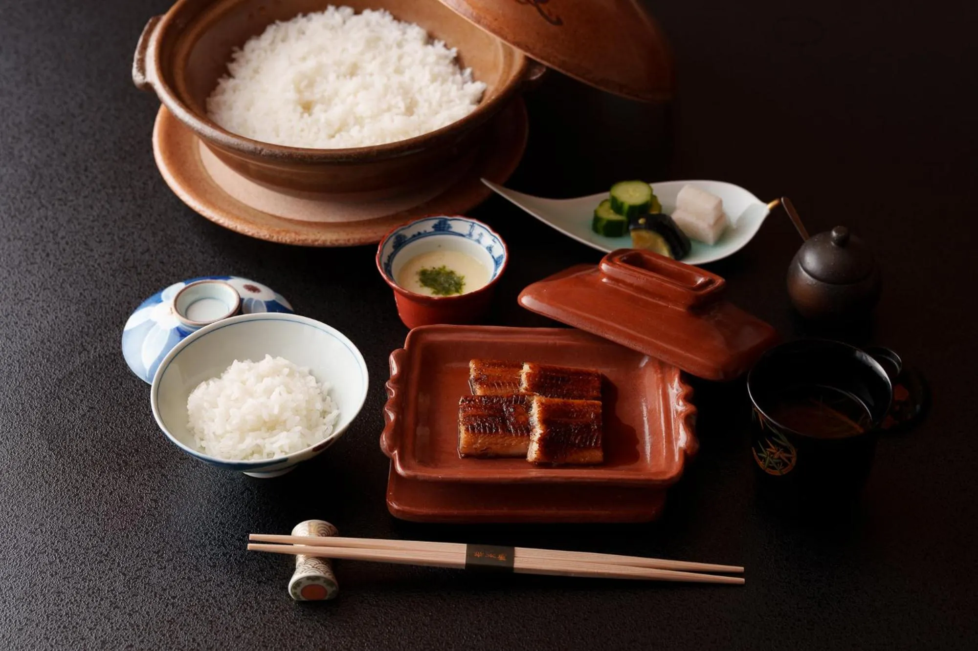 Dinner in UNZEN HANZUIRYO by Onko Chishin