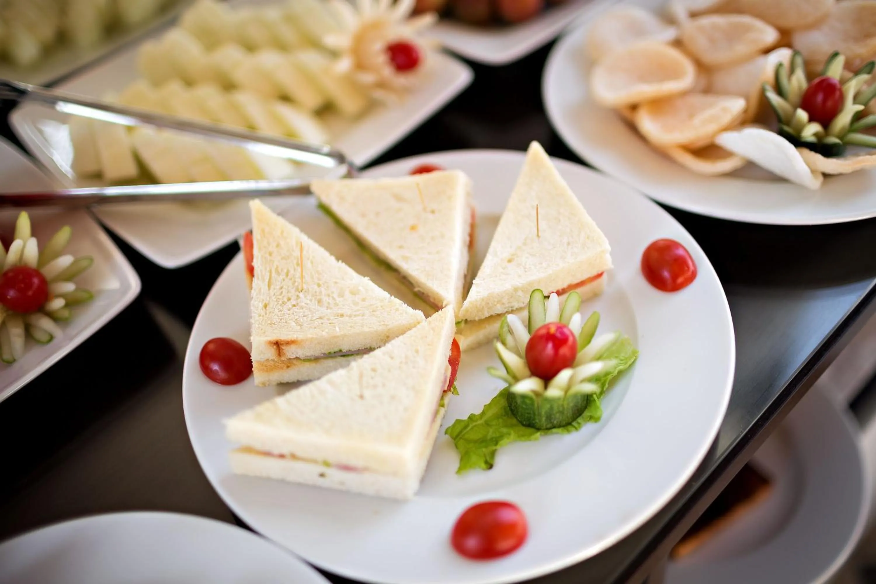 Food and drinks in Golden Moon Suite Hotel & Travel