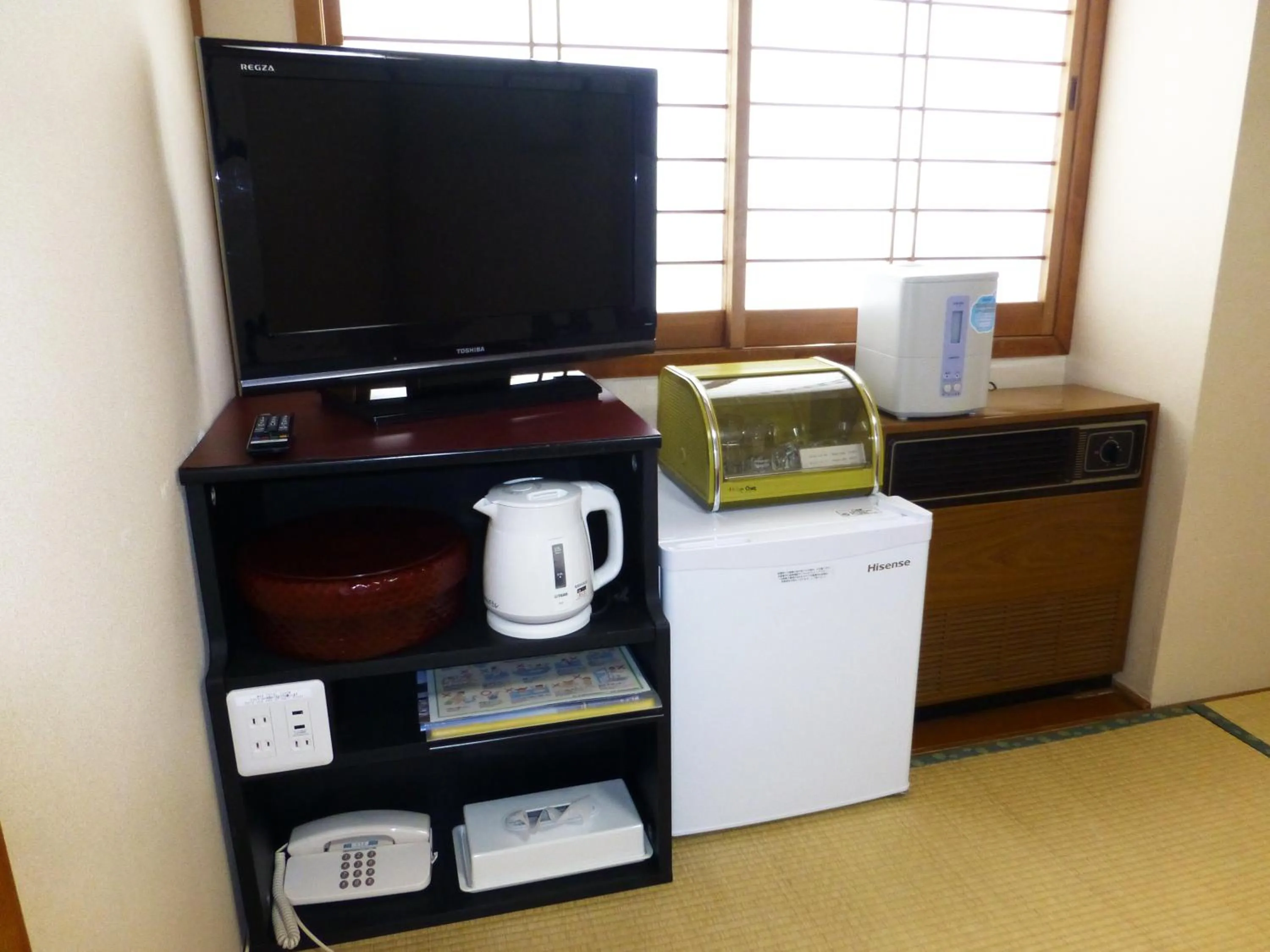 Photo of the whole room in Kawaguchiko Lakeside Hotel