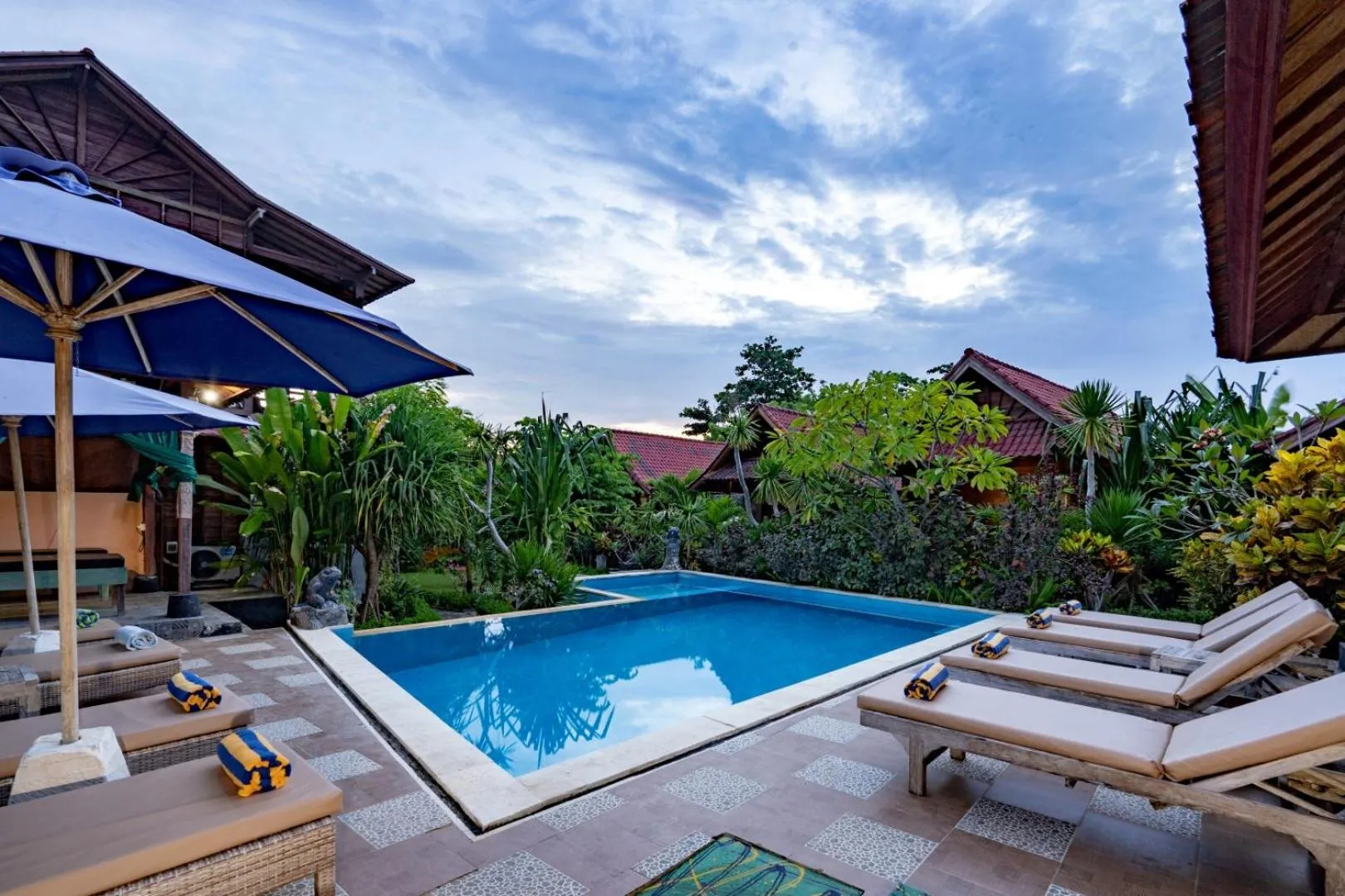 Dream Beach Inn