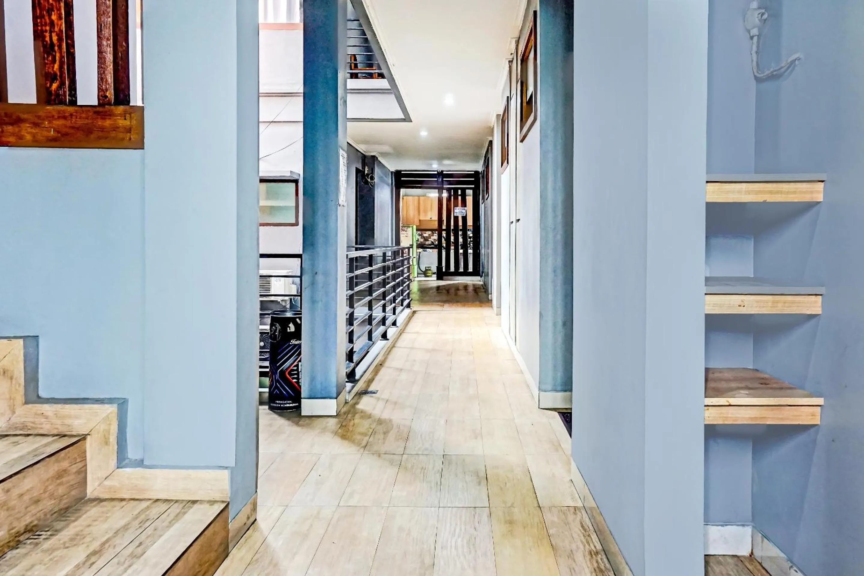 Lobby or reception in OYO 90738 Griya Dara Near Swimming Pool Essence Dharmawangsa JAKARTA