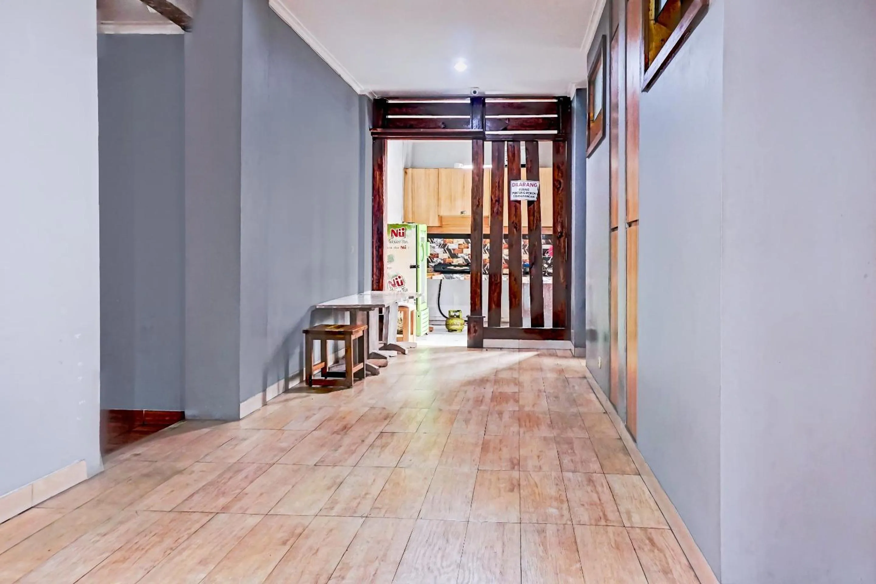 Lobby or reception in OYO 90738 Griya Dara Near Swimming Pool Essence Dharmawangsa JAKARTA