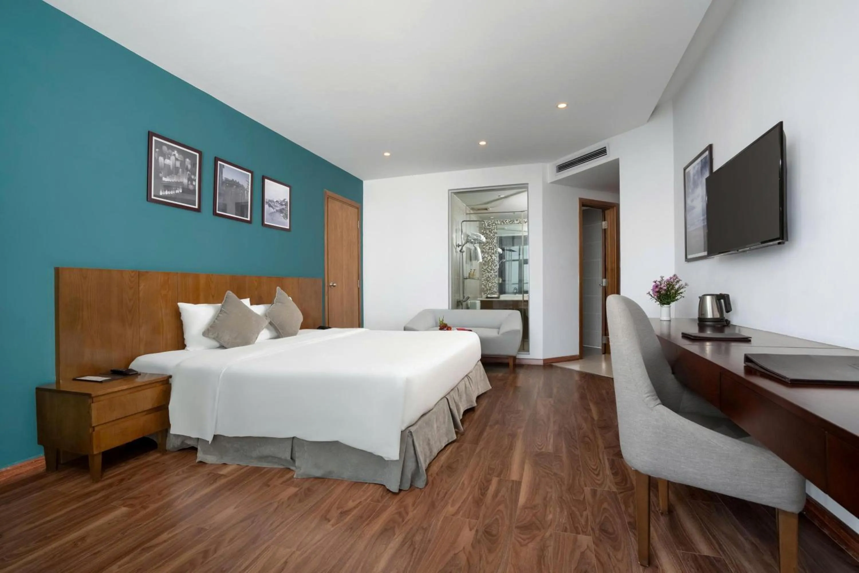 Bed in Royal Lotus Hotel Danang