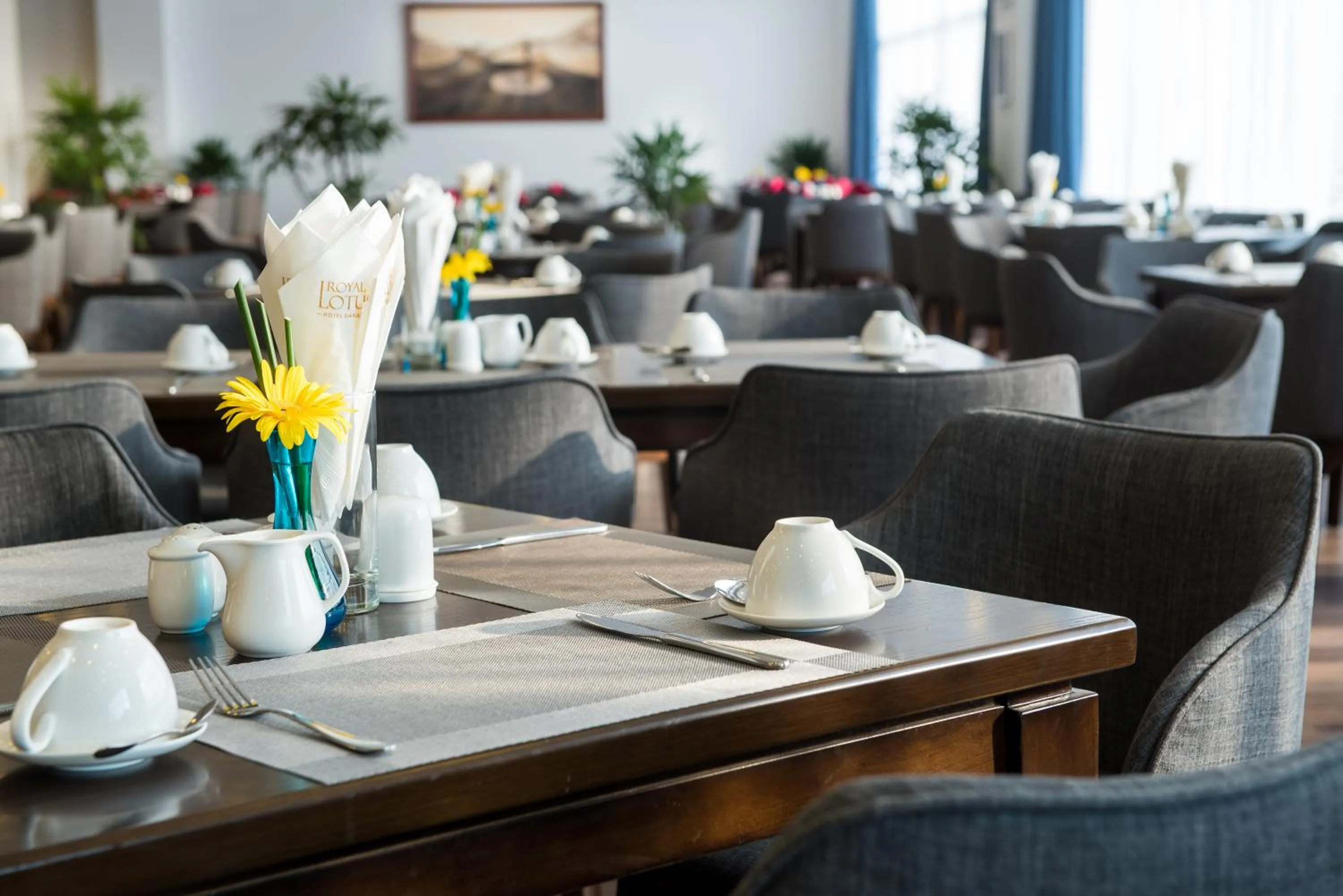 Restaurant/places to eat in Royal Lotus Hotel Danang