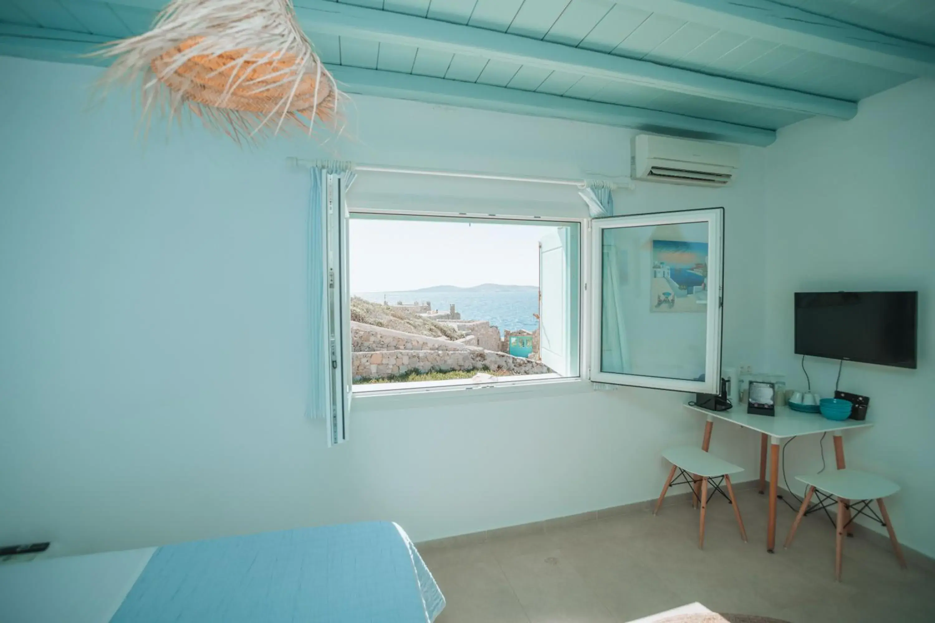 Double Room with Sea View in Sofia's Bungalows Mykonos Double Room with Sea View in Sofia's Bungalows Mykonos
