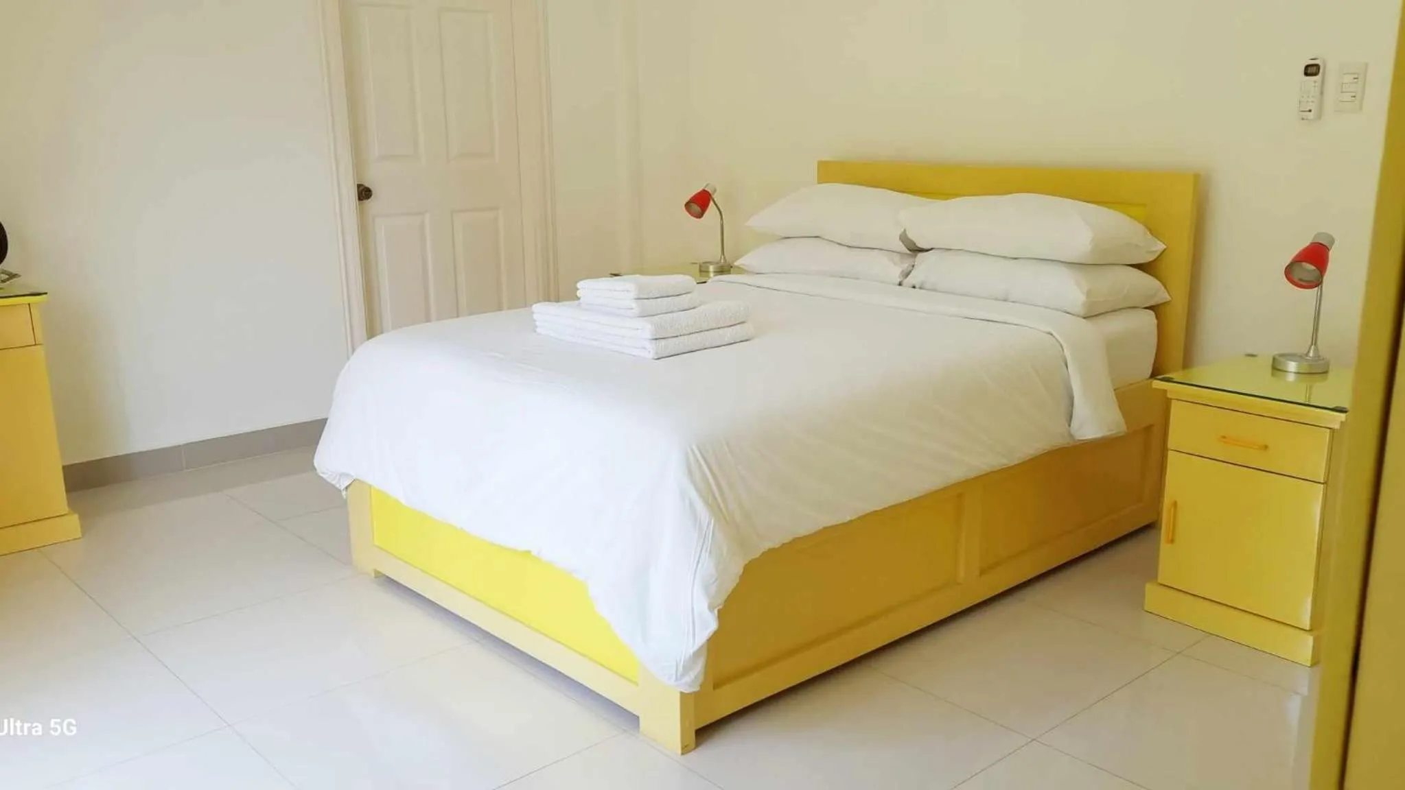 Bedroom, Bed in Bohol White House Bed & Breakfast