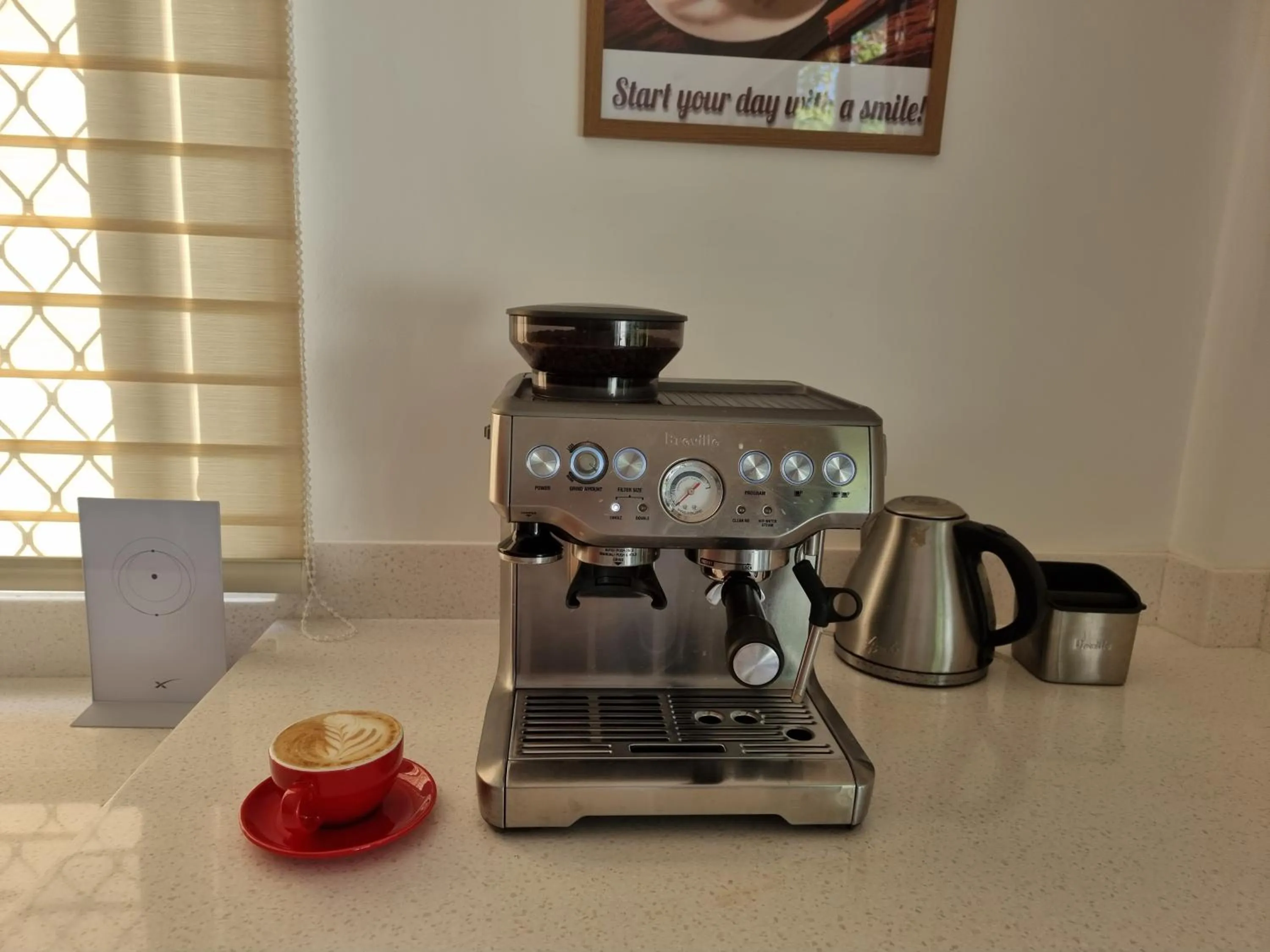 Restaurant/places to eat in Bohol White House Bed & Breakfast