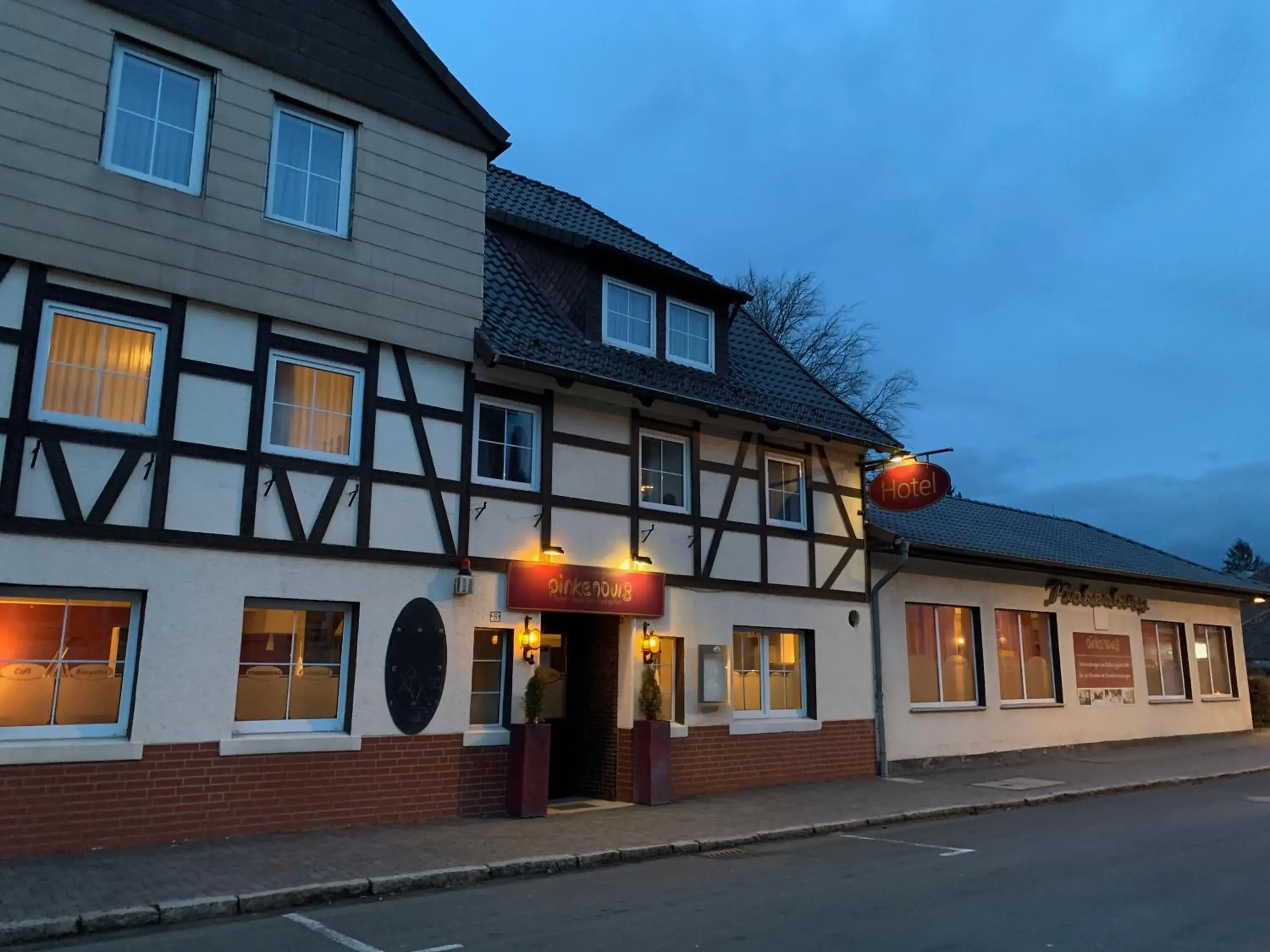 Hotel und Restaurant Pinkenburg Hotel und Restaurant Pinkenburg