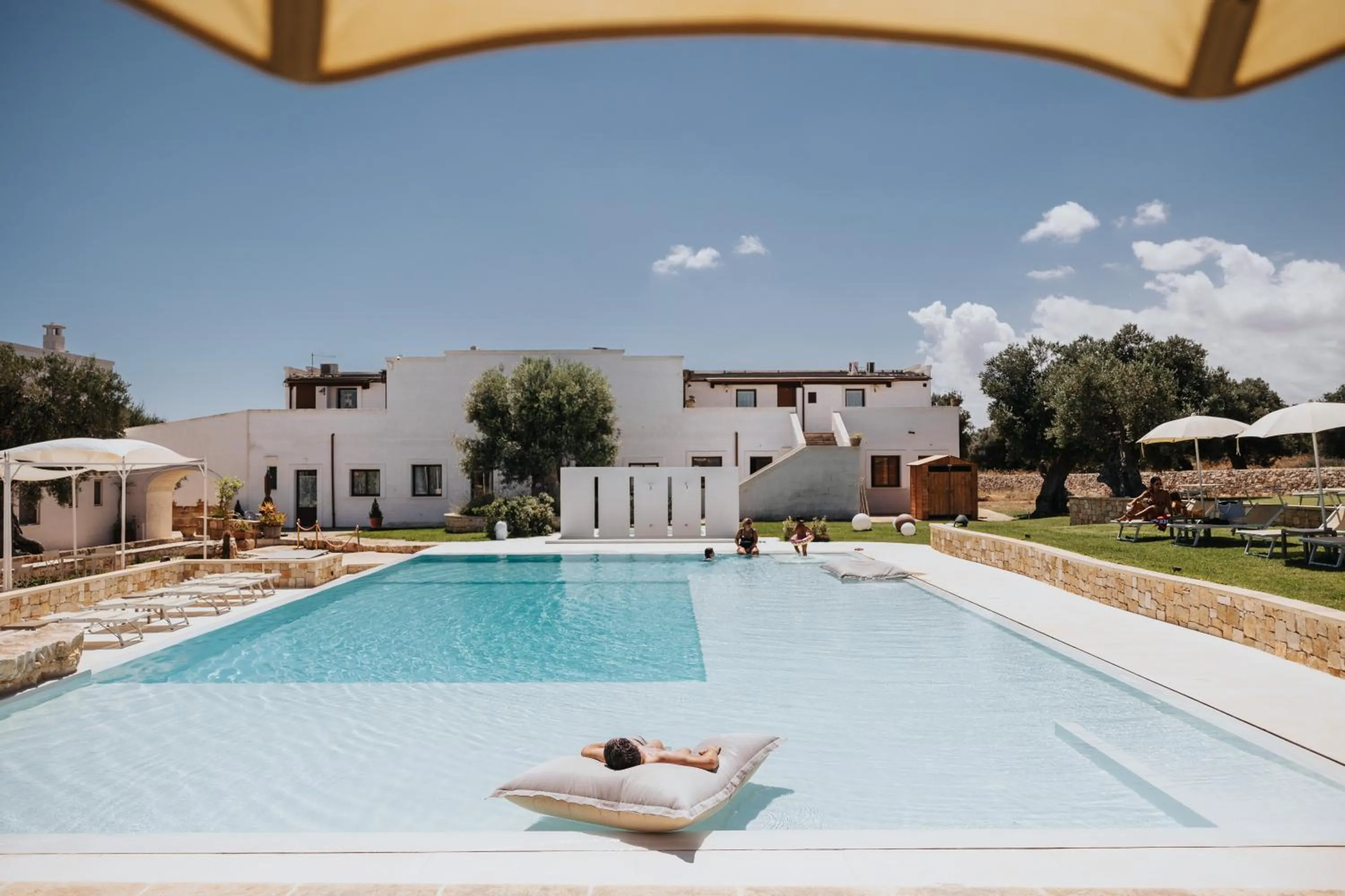 Pool view in Masseria Torrepietra