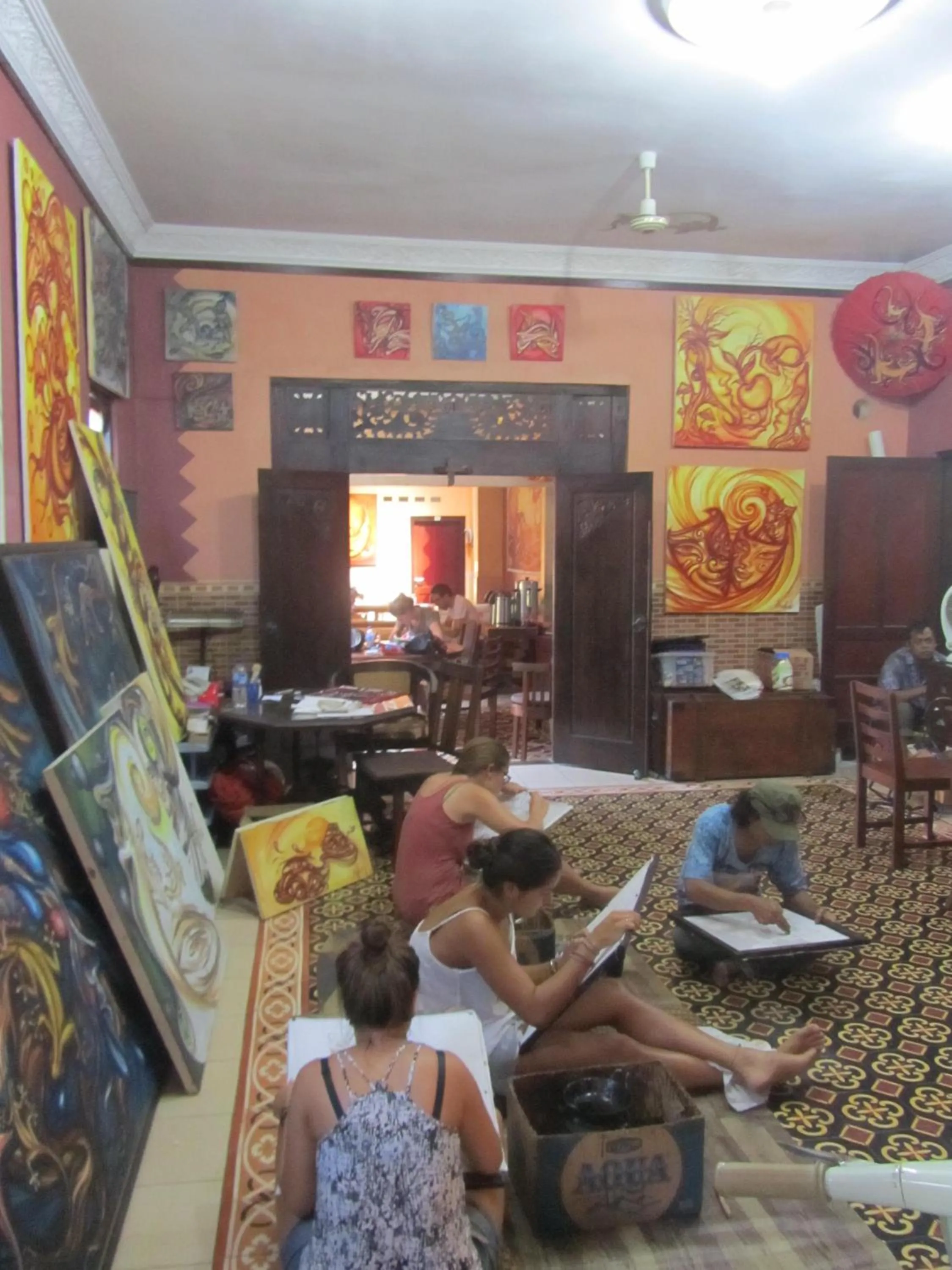 group of guests in Losmen Setia Kawan