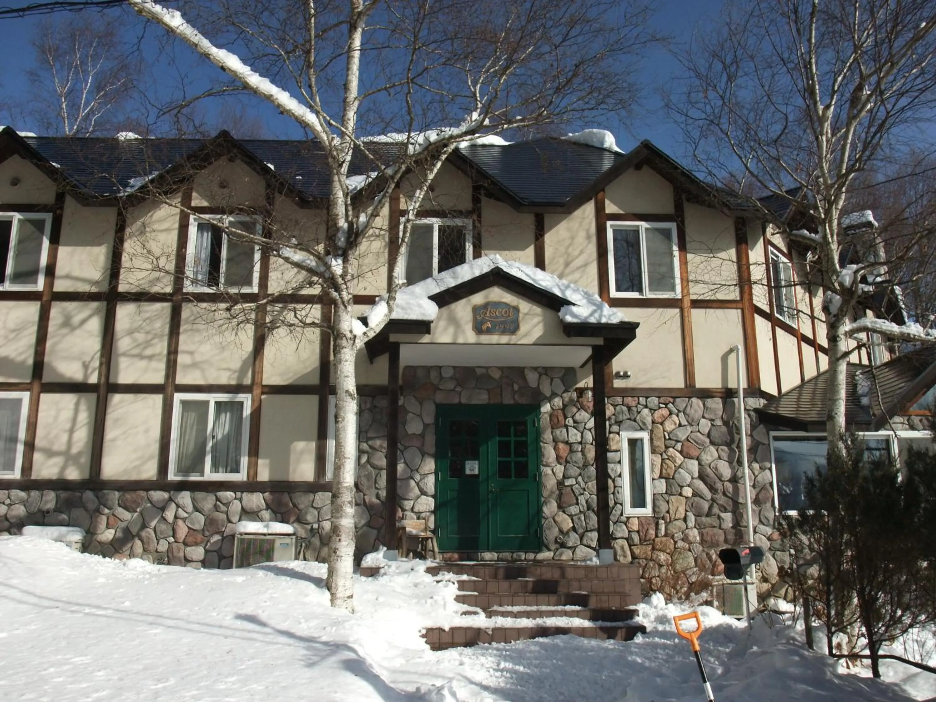 Facade/entrance in Gasthof Ascot
