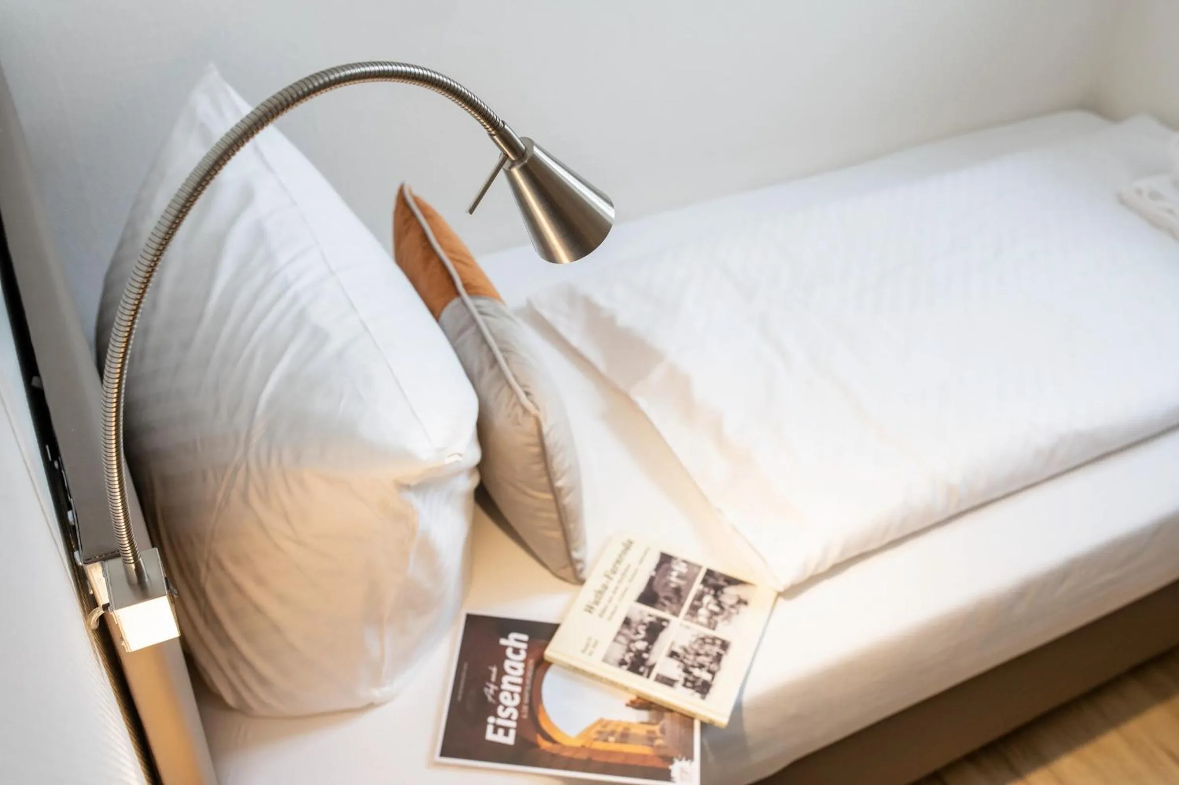 Bed in Hotel Bamberger Hof, garni