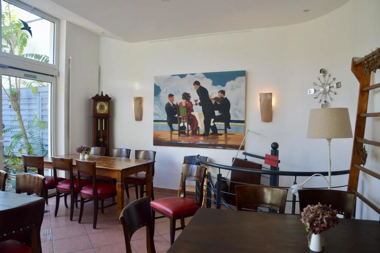 Restaurant/places to eat in Hotel Weinhaus Hoff