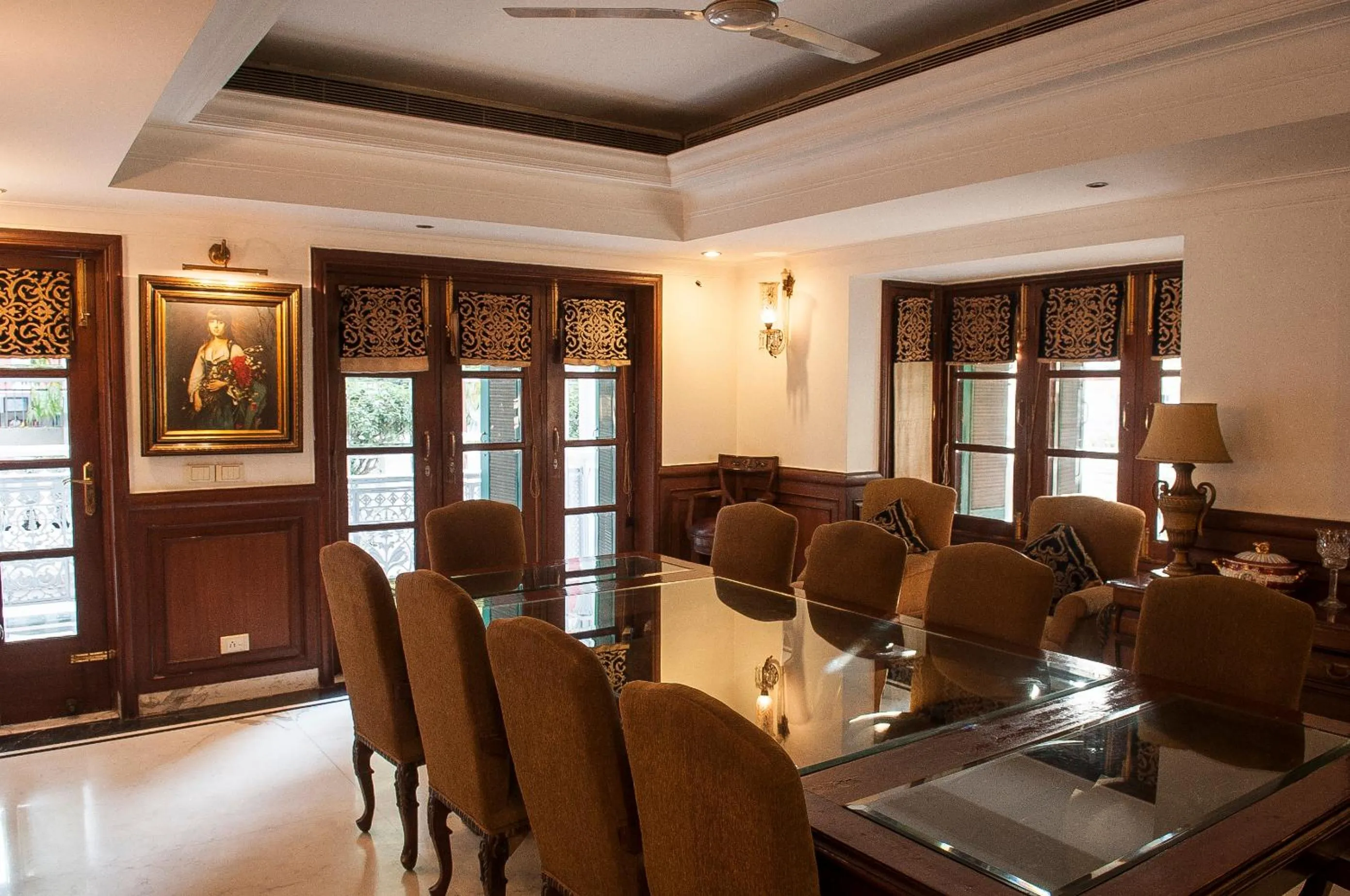 Dining area in Villa 33