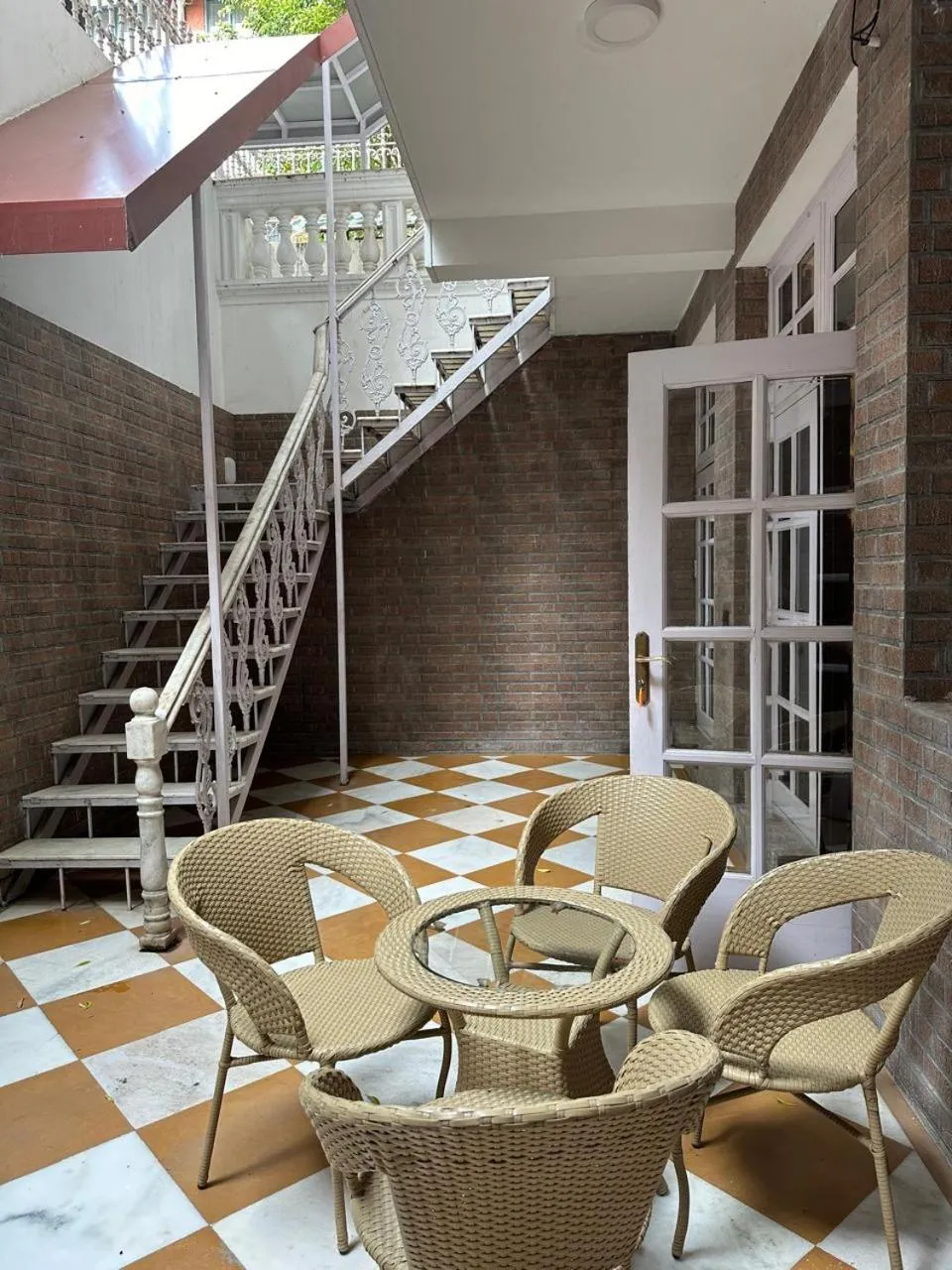 Seating area in Villa 33