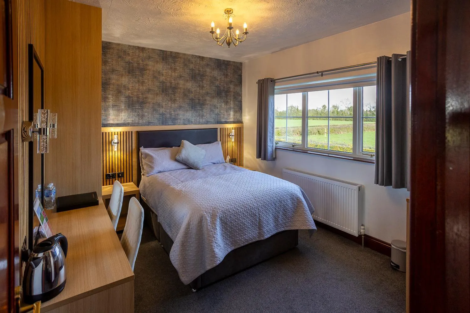 Bed in Glendaloch B&B