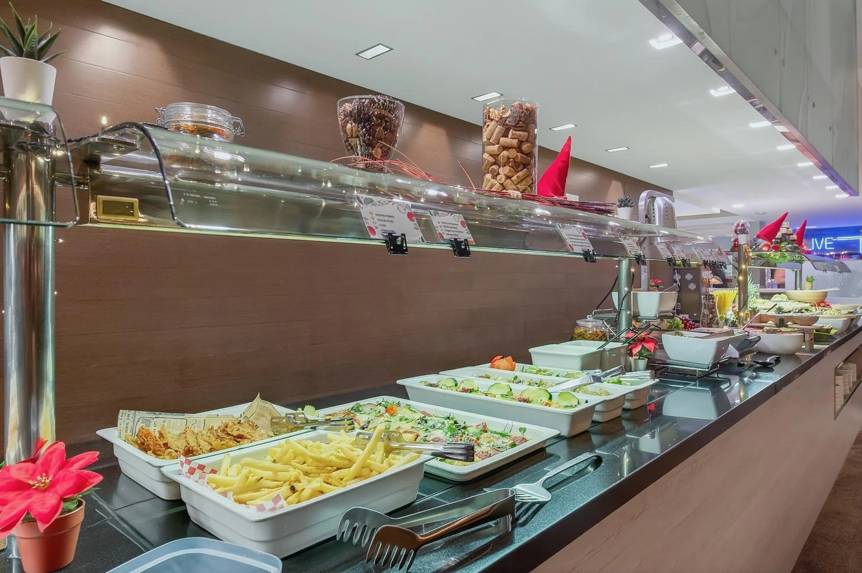 Restaurant/places to eat in Wuau! Hotel Galanthus & Spa