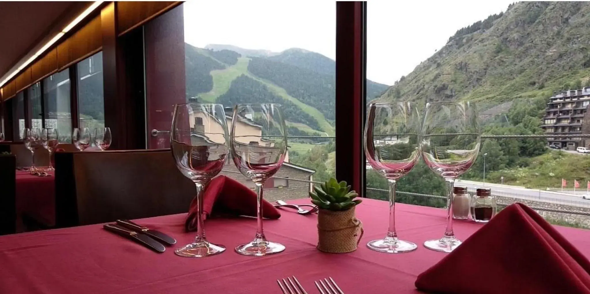 Restaurant/places to eat in Wuau! Hotel Galanthus & Spa Restaurant/places to eat in Wuau! Hotel Galanthus & Spa