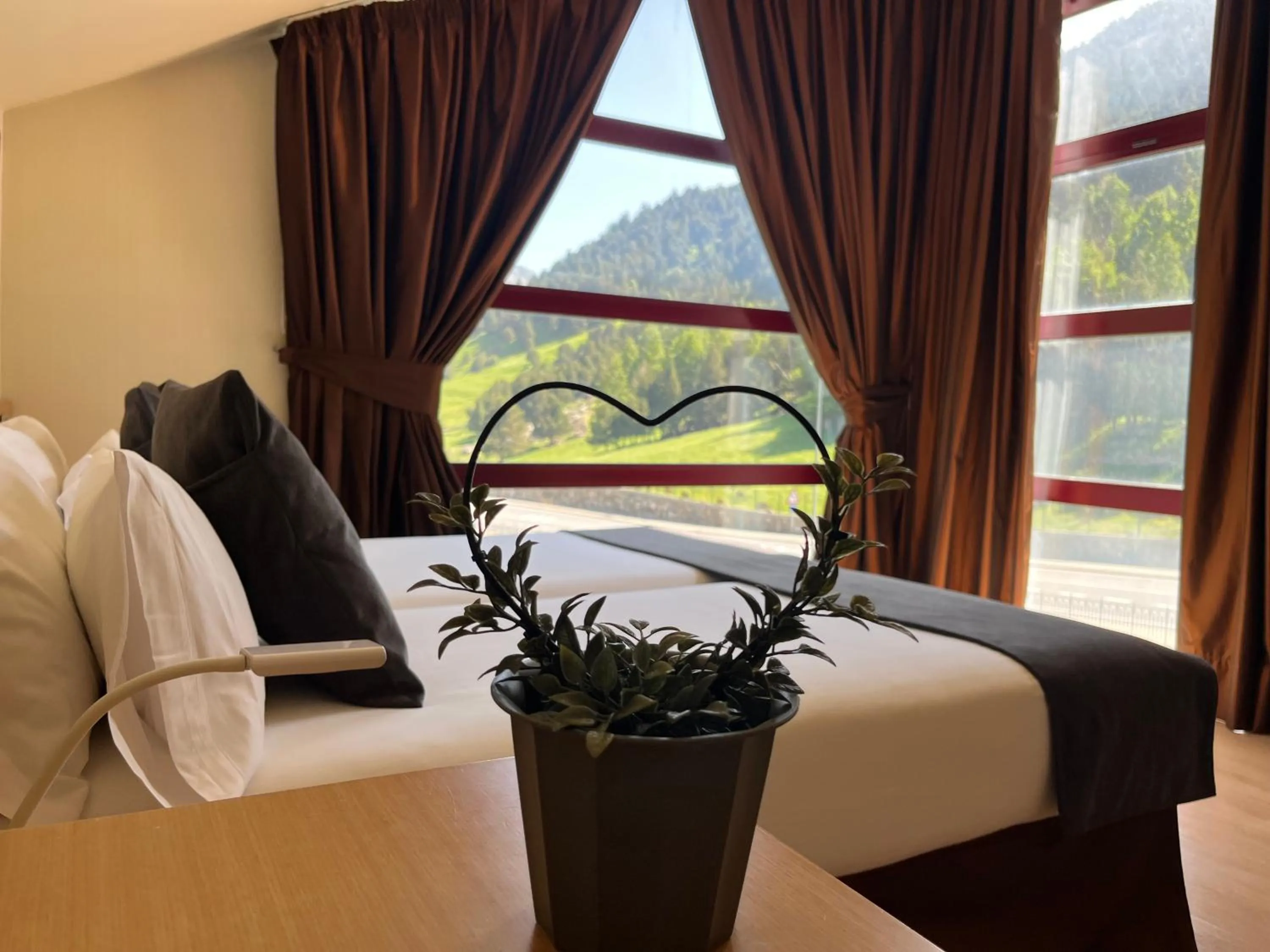 Photo of the whole room, Bed in Wuau! Hotel Galanthus & Spa