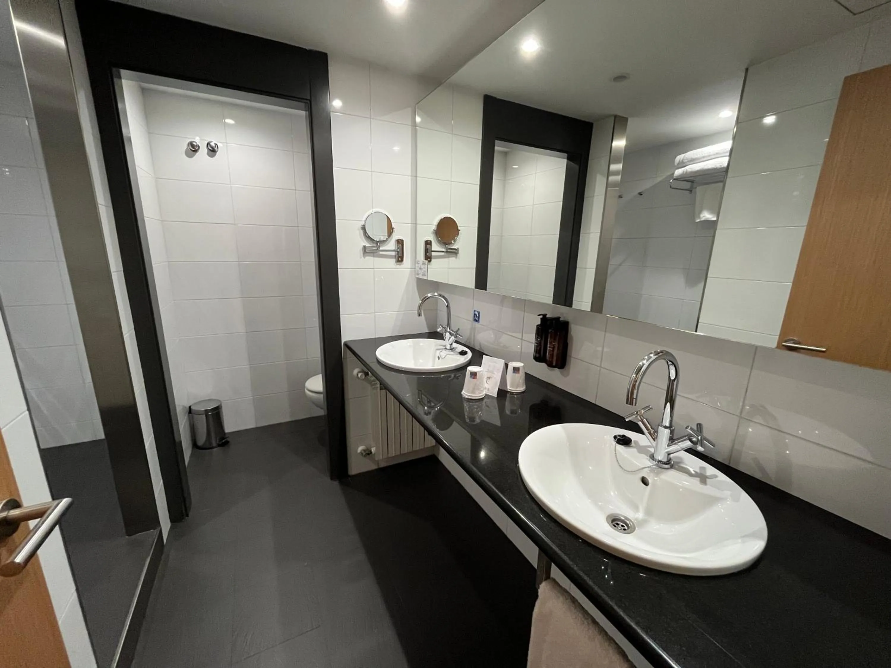 Bathroom in Wuau! Hotel Galanthus & Spa