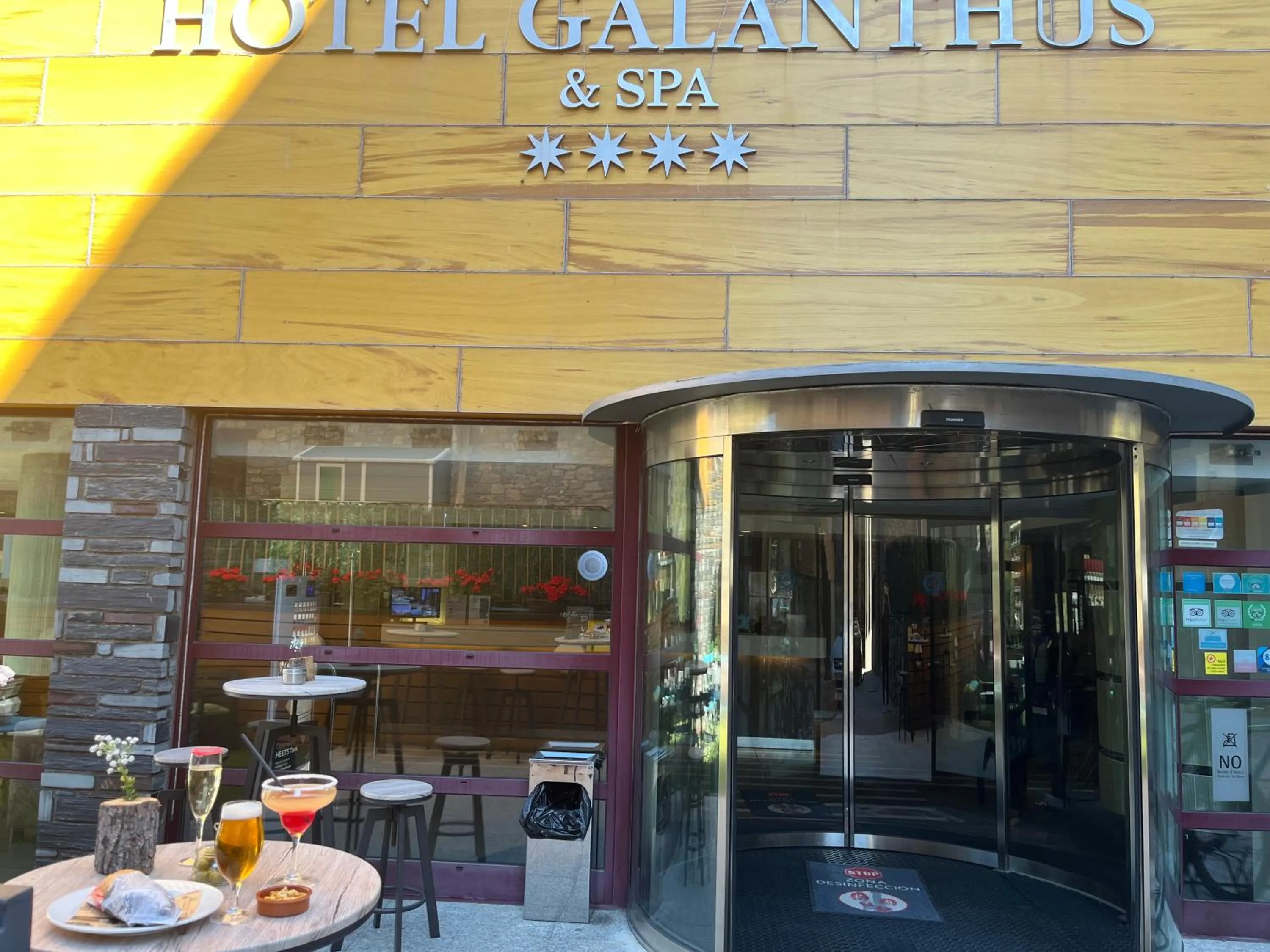 Property building in Wuau! Hotel Galanthus & Spa