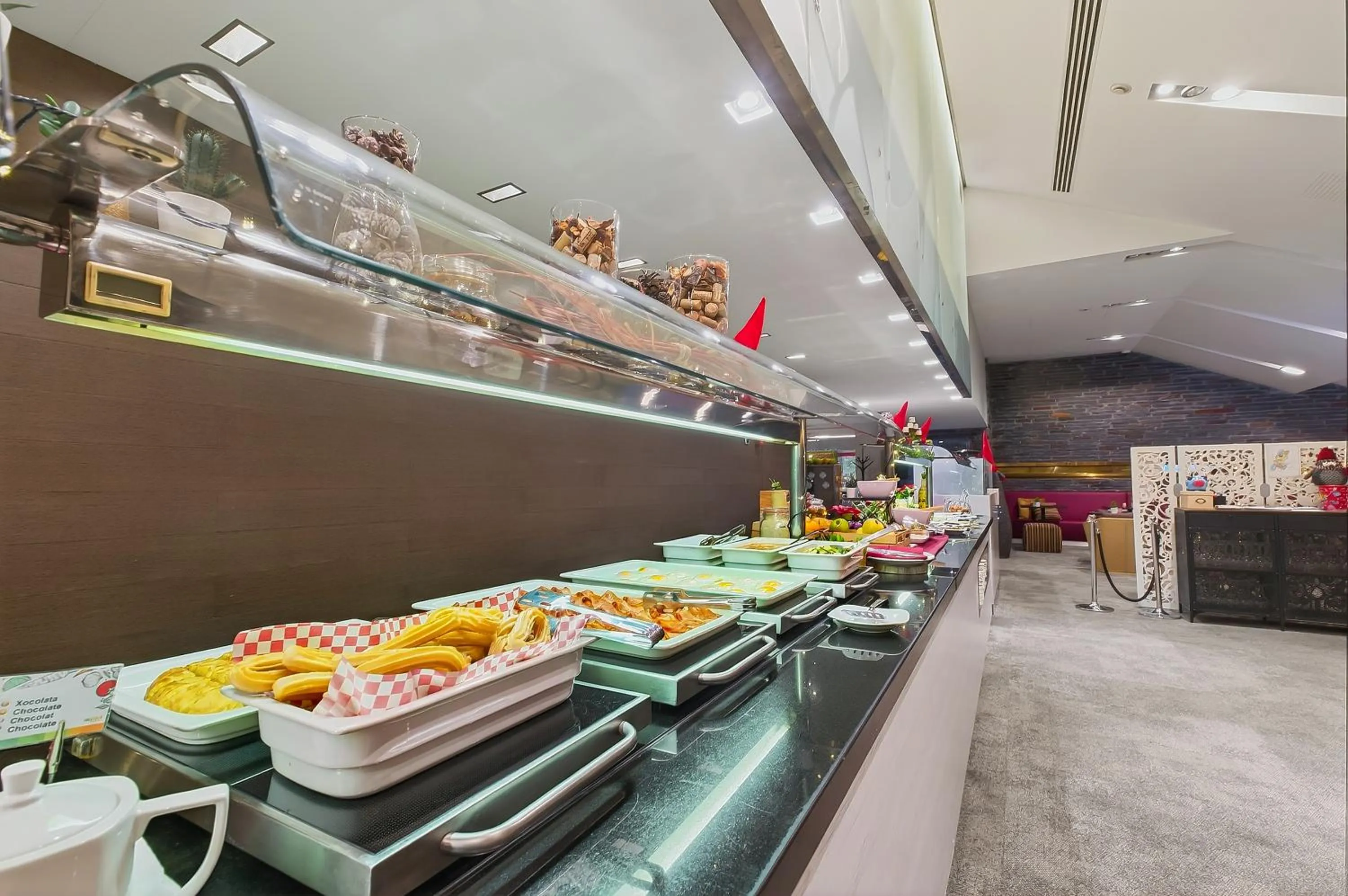 Restaurant/places to eat in Wuau! Hotel Galanthus & Spa