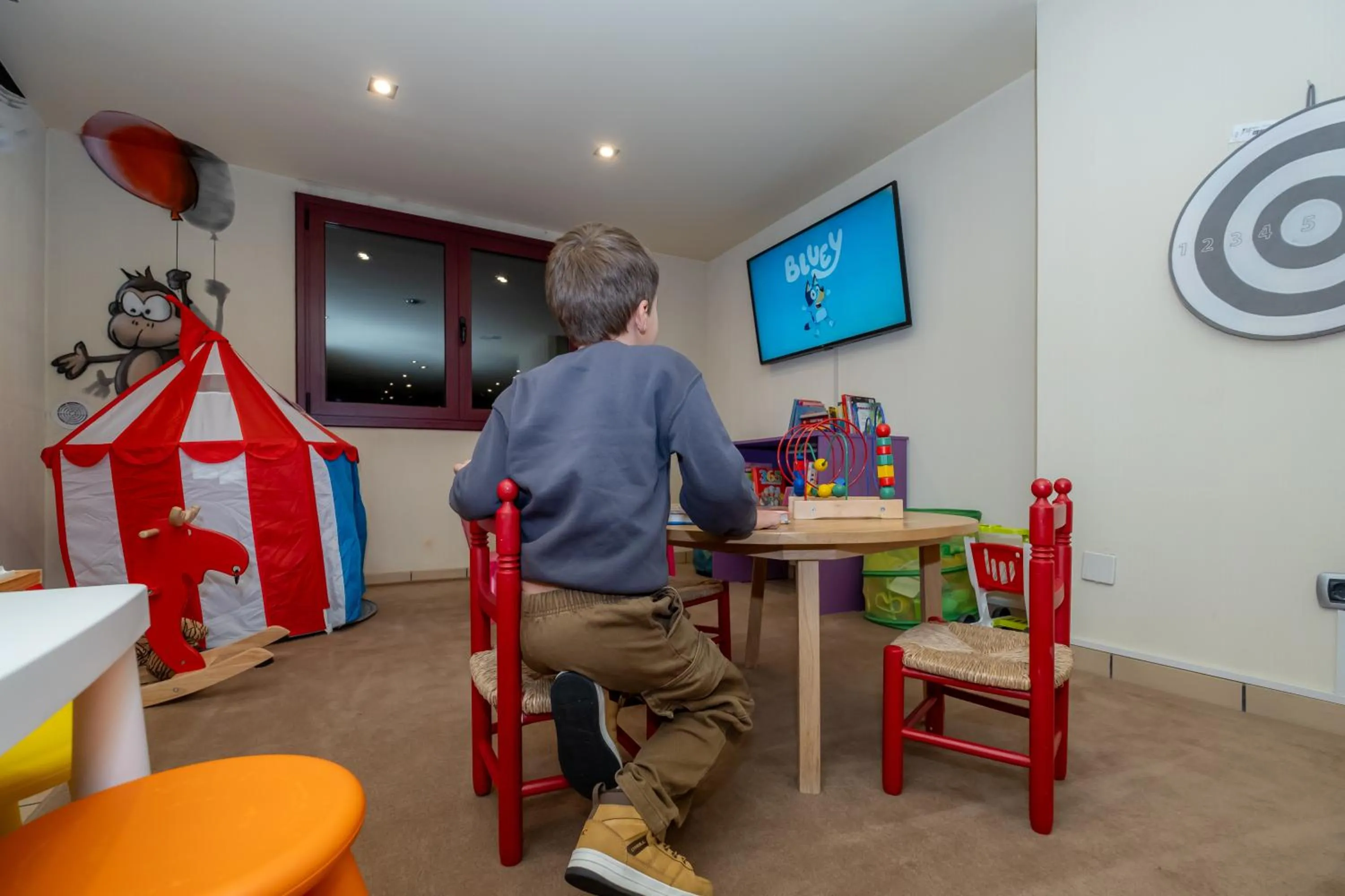 Game Room in Wuau! Hotel Galanthus & Spa