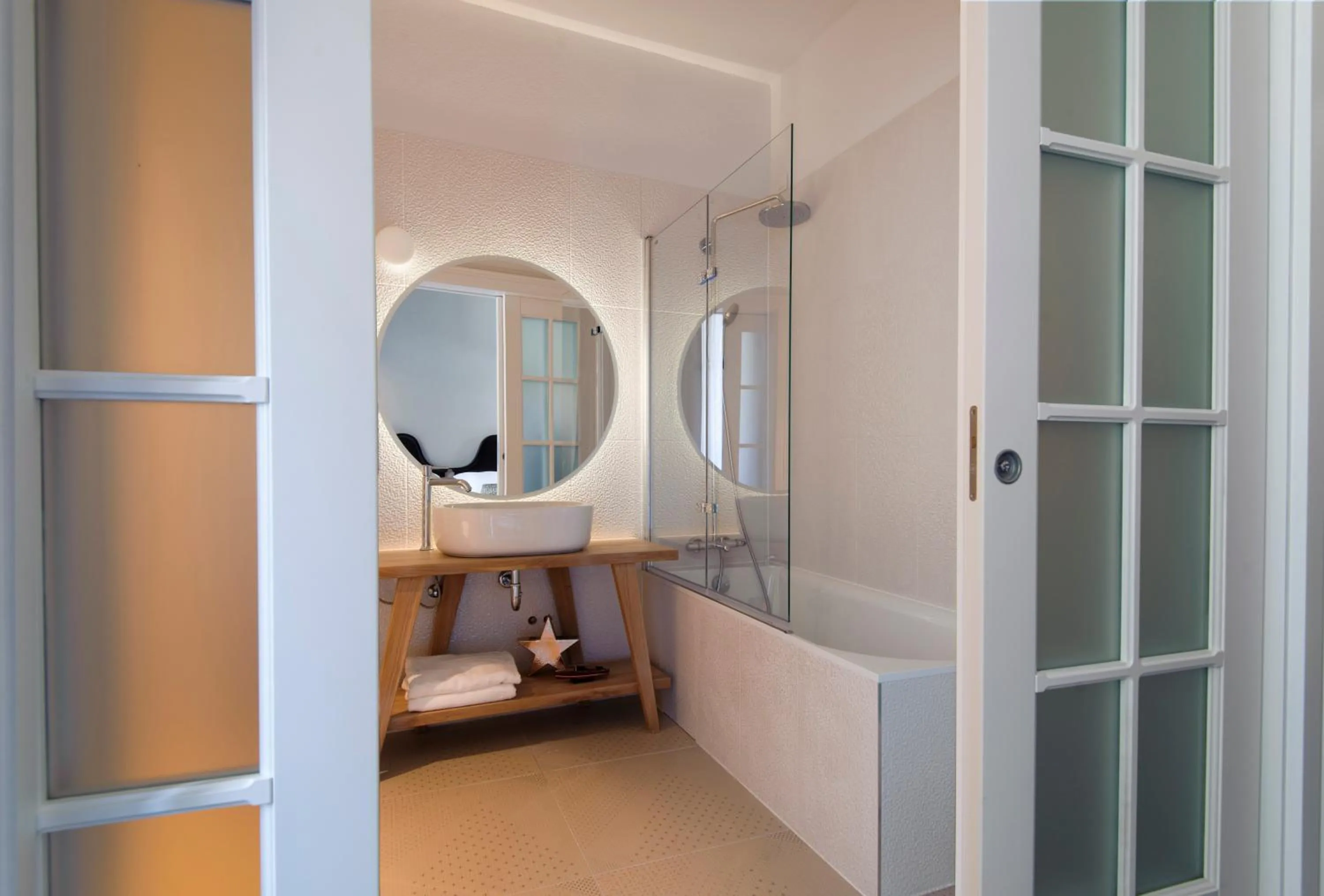 Shower in XII Century Heritage Hotel