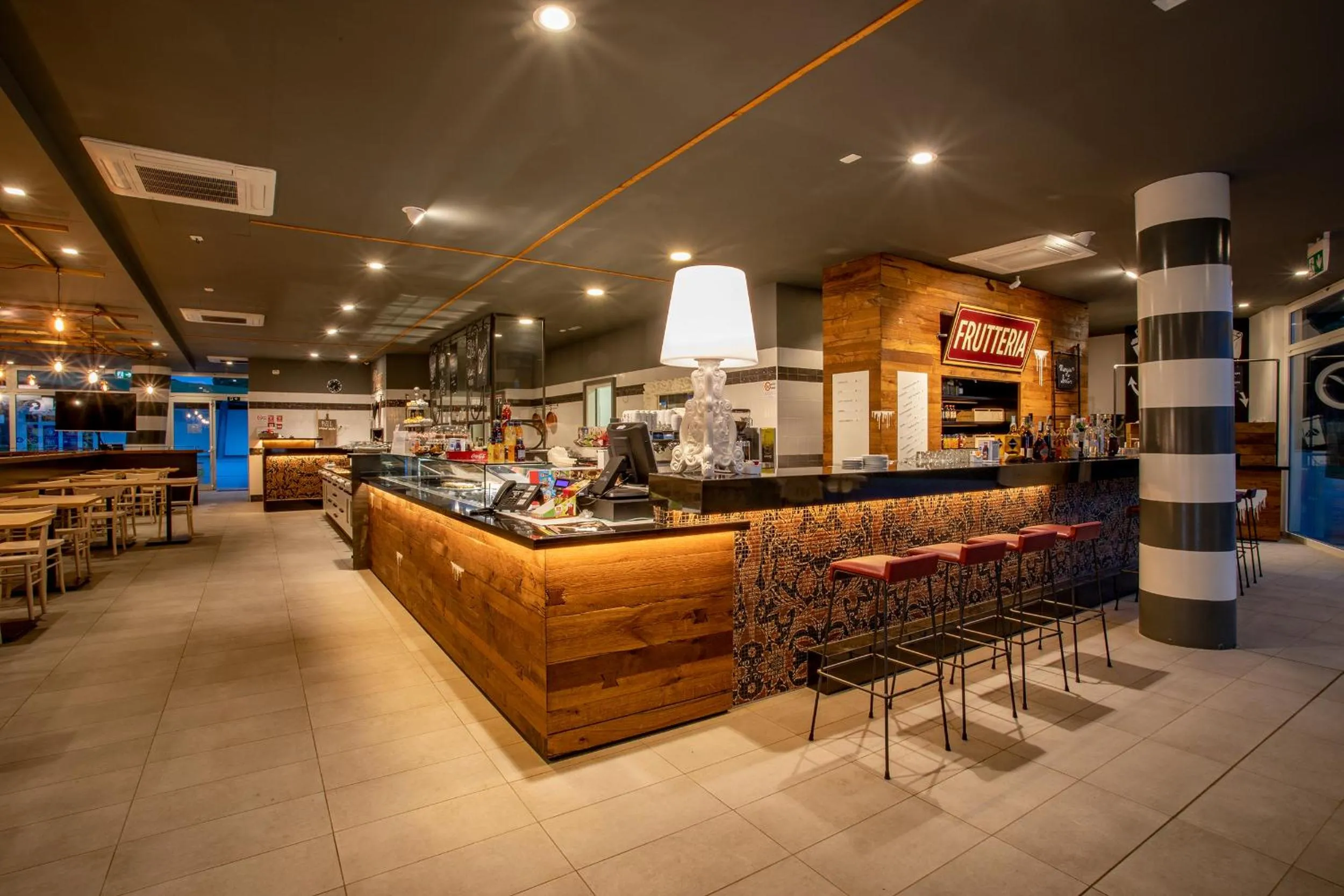 Restaurant/places to eat in Camping Village Roma Capitol