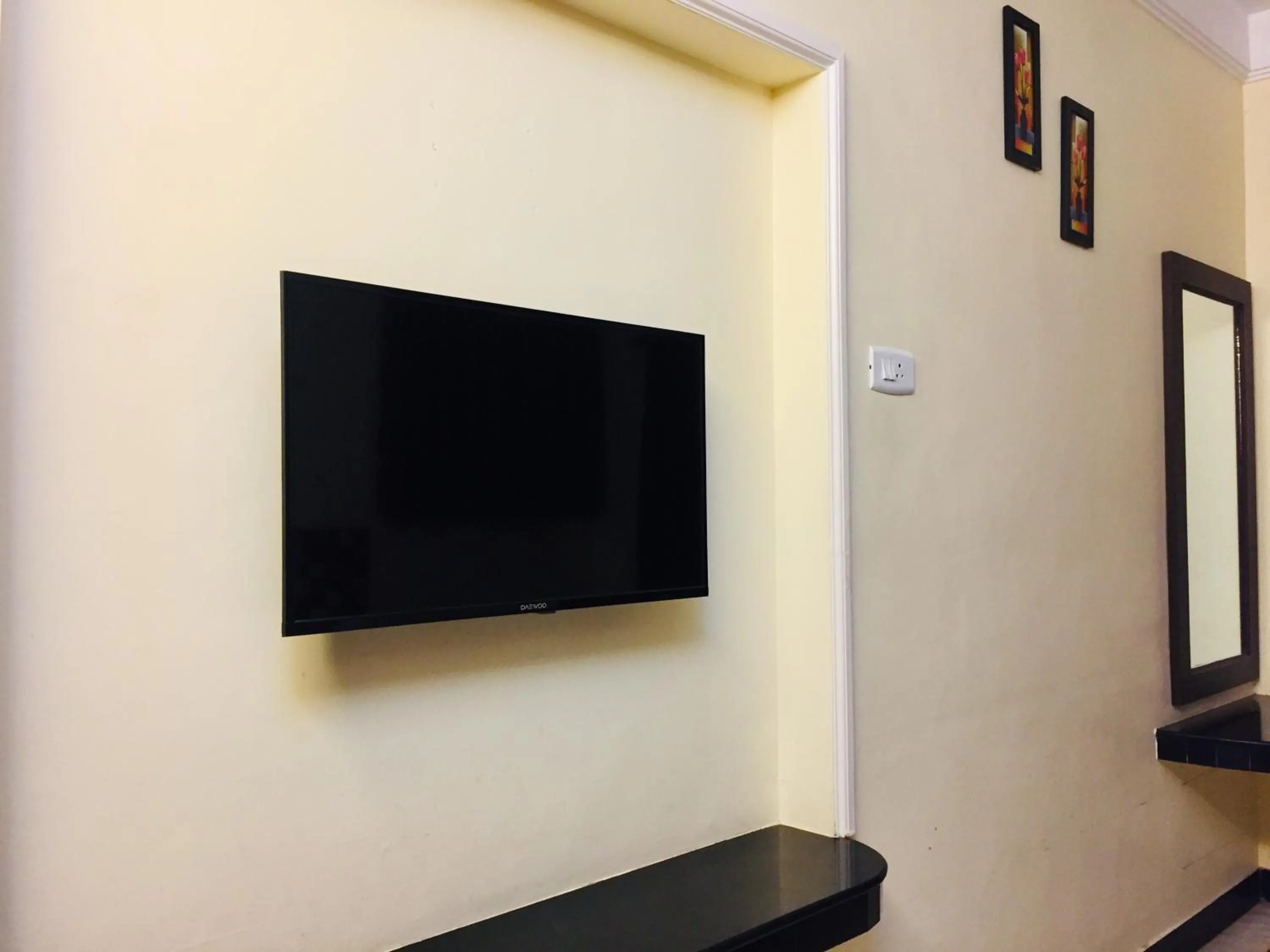 TV and multimedia in Hotel Sun Rock