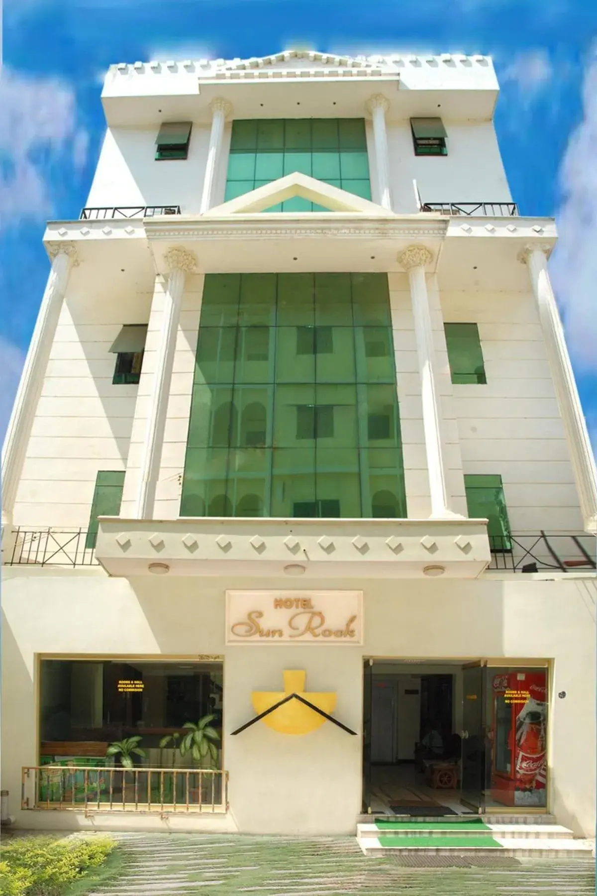 Property building in Hotel Sun Rock Property building in Hotel Sun Rock