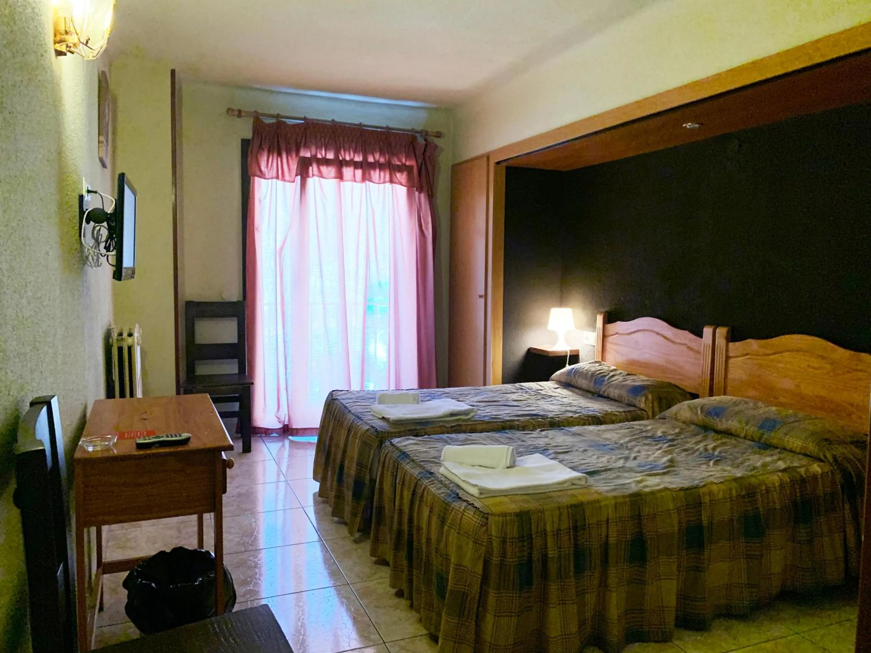 Bed in Hotel Barcelona