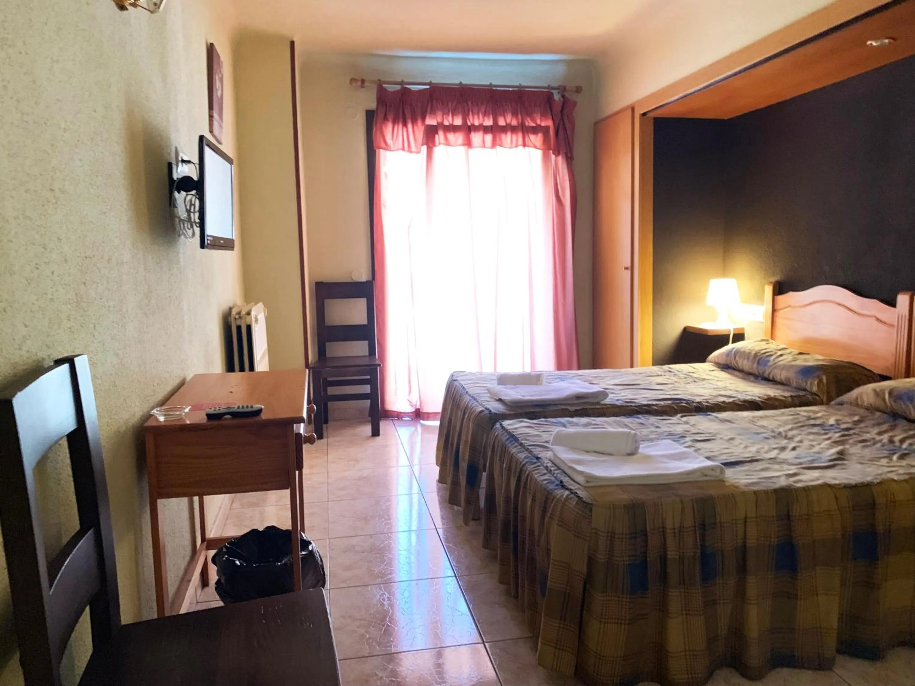 Bed in Hotel Barcelona