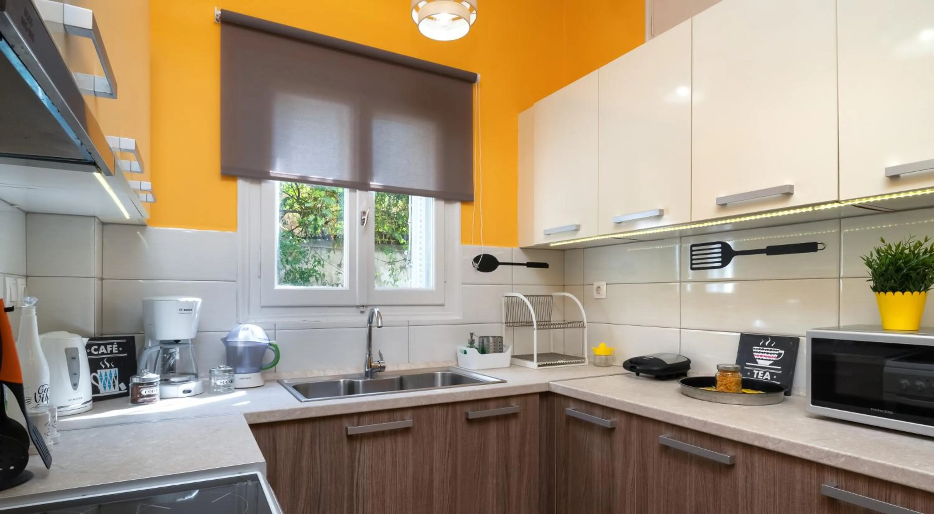 Coffee/tea facilities in Apartment at the foothills of Acropolis