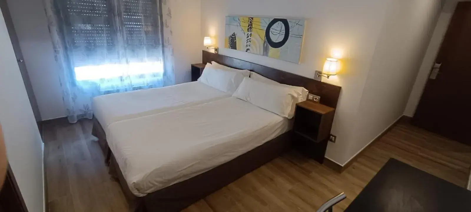 Twin Room - single occupancy in Aston Hotel Twin Room - single occupancy in Aston Hotel